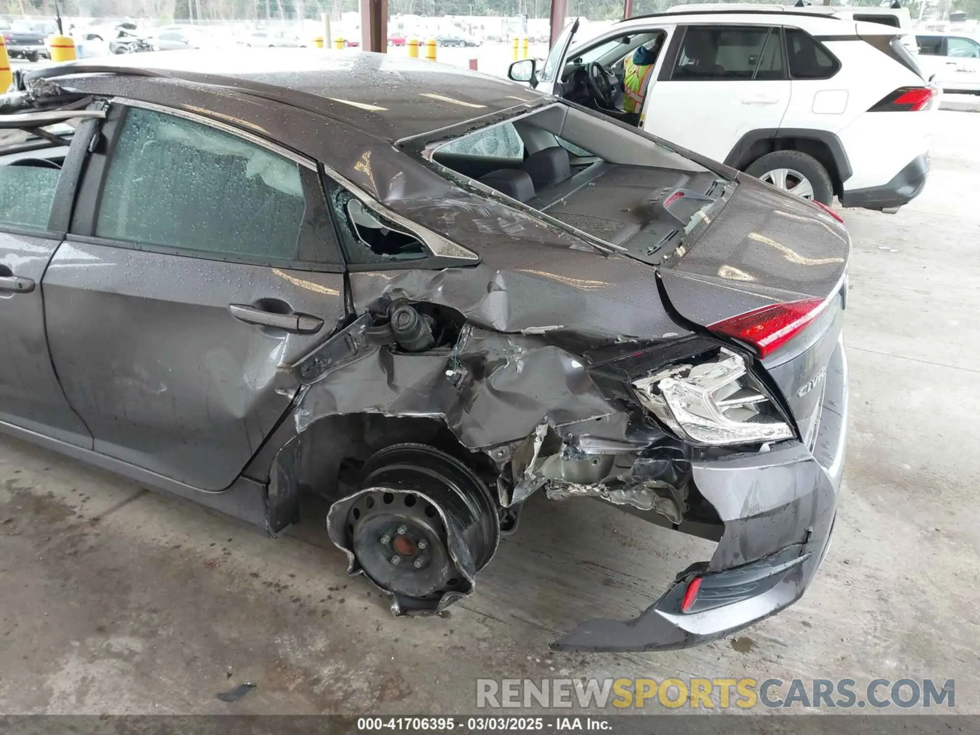 6 fotografías del automóvil dañado 19XFC2F66LE209599 HONDA CIVIC 2020