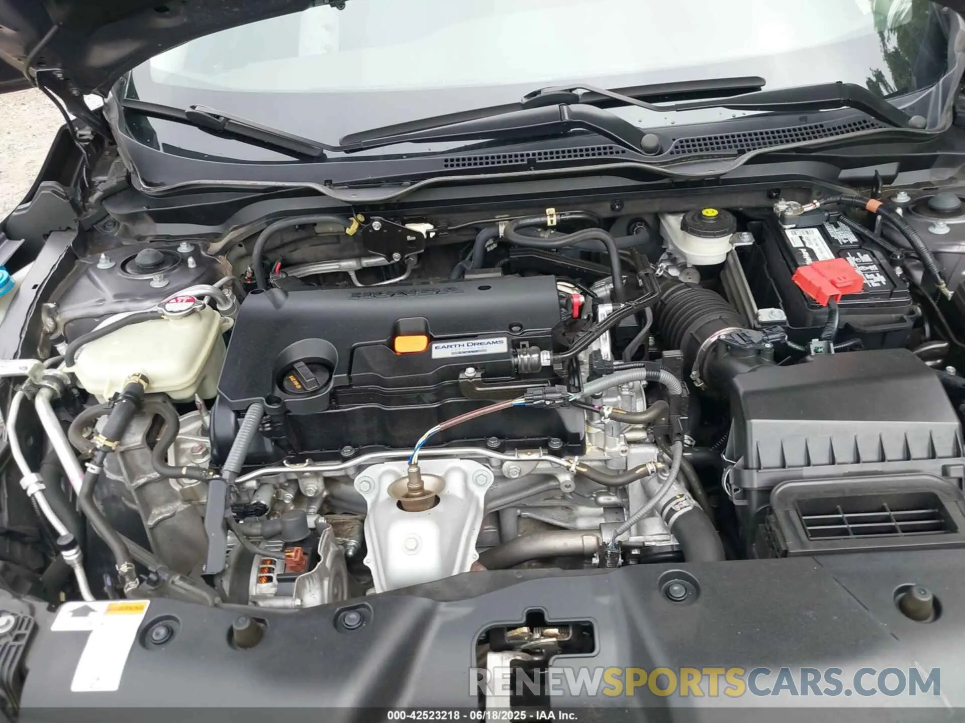 10 fotografías del automóvil dañado 19XFC2F67LE016717 HONDA CIVIC 2020