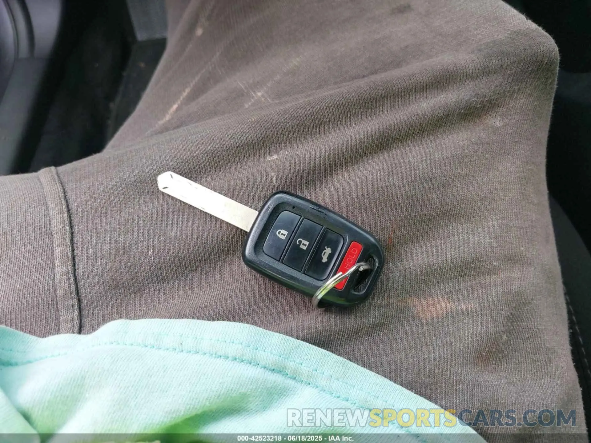 11 fotografías del automóvil dañado 19XFC2F67LE016717 HONDA CIVIC 2020