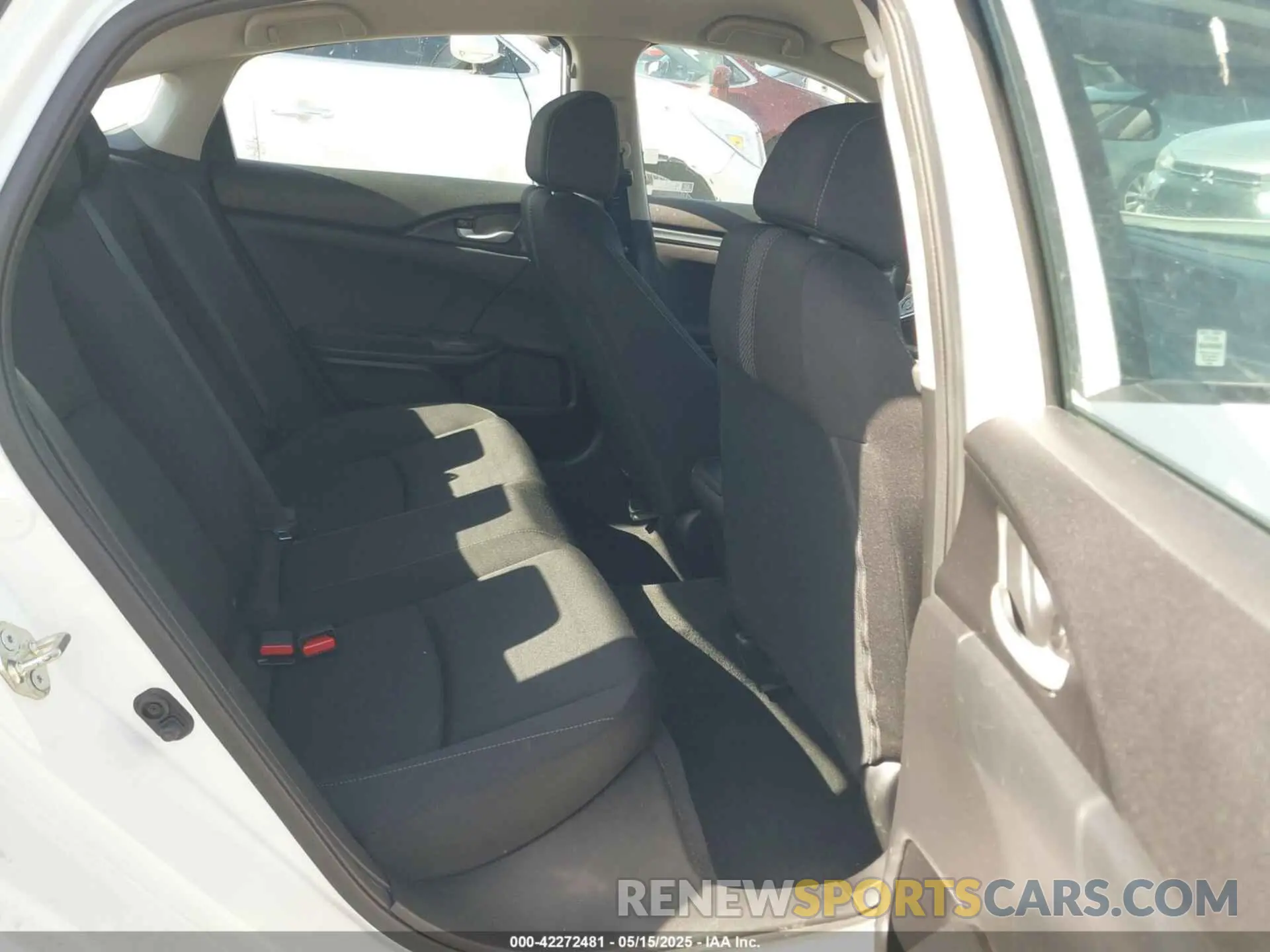 8 fotografías del automóvil dañado 19XFC2F67LE212561 HONDA CIVIC 2020