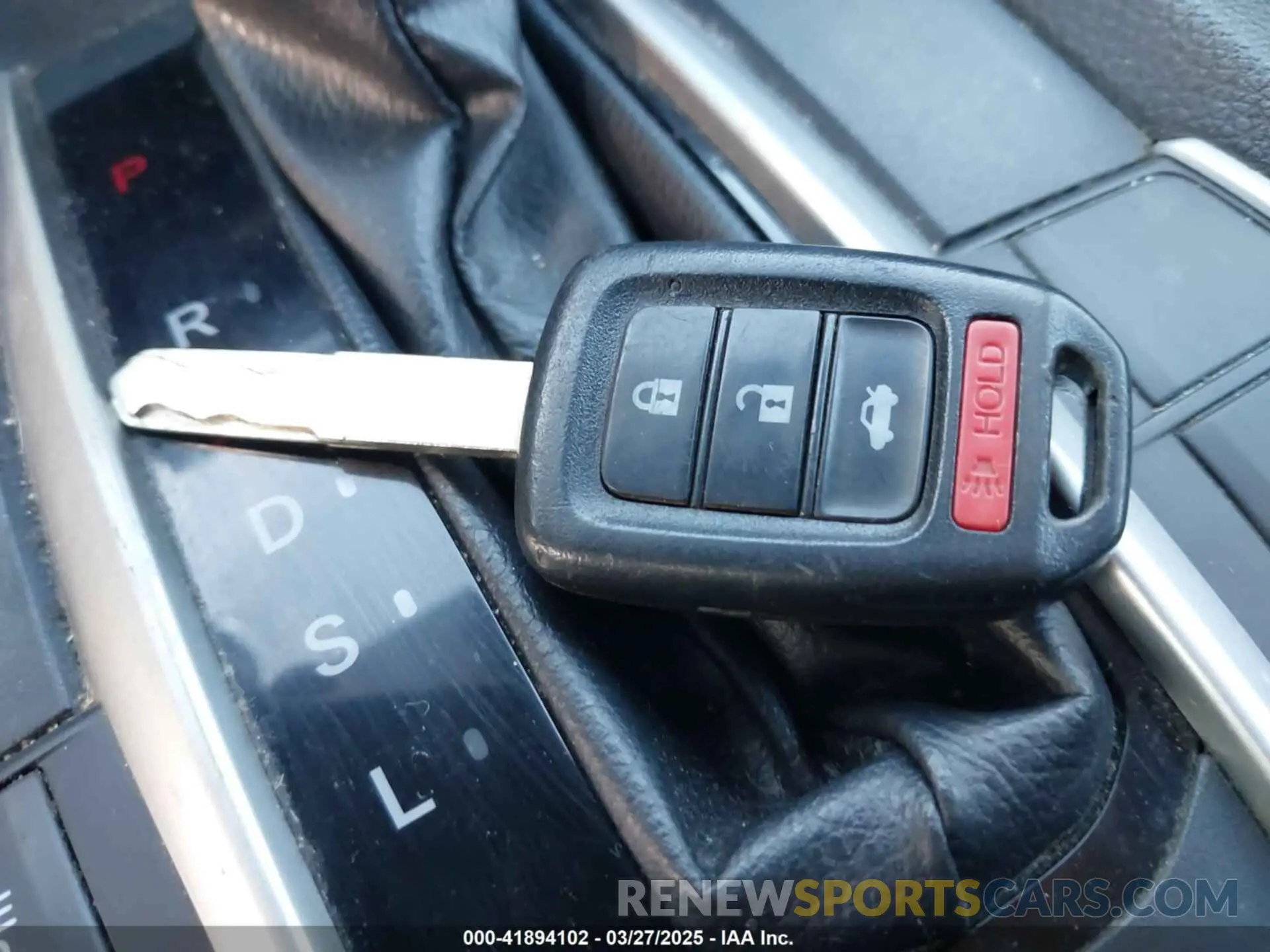 11 fotografías del automóvil dañado 19XFC2F68LE029699 HONDA CIVIC 2020
