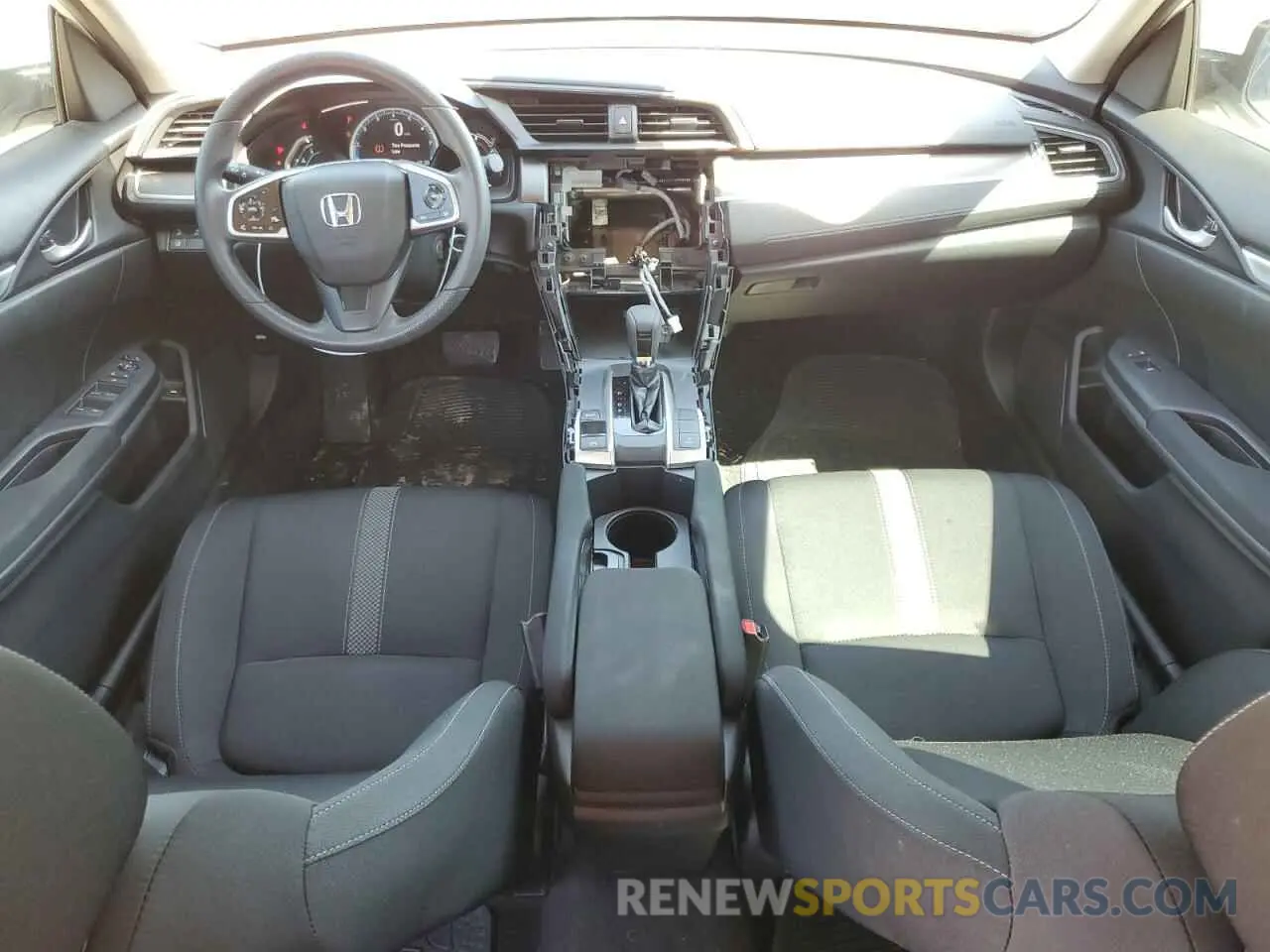 8 fotografías del automóvil dañado 19XFC2F6XLE027341 HONDA CIVIC 2020