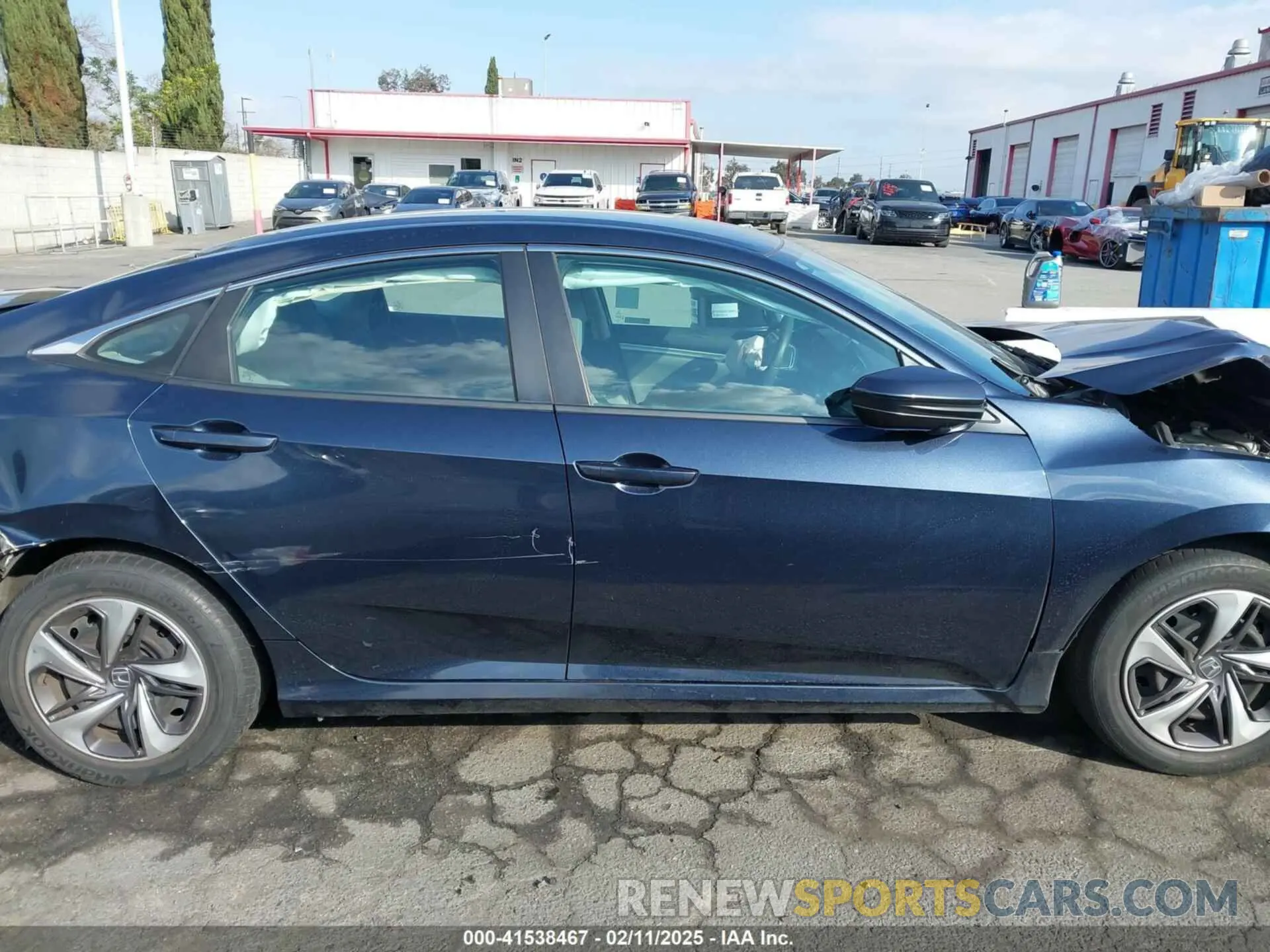 12 fotografías del automóvil dañado 19XFC2F6XLE202249 HONDA CIVIC 2020