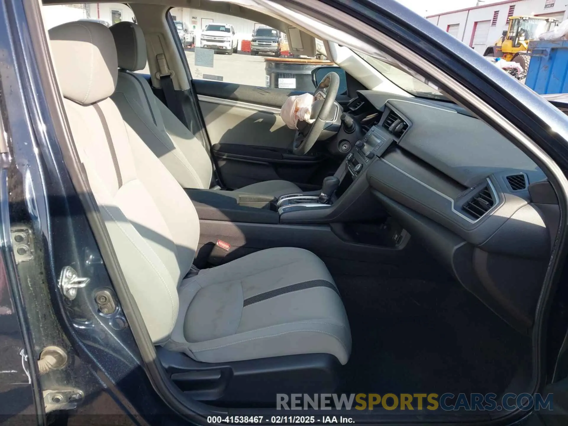 5 fotografías del automóvil dañado 19XFC2F6XLE202249 HONDA CIVIC 2020