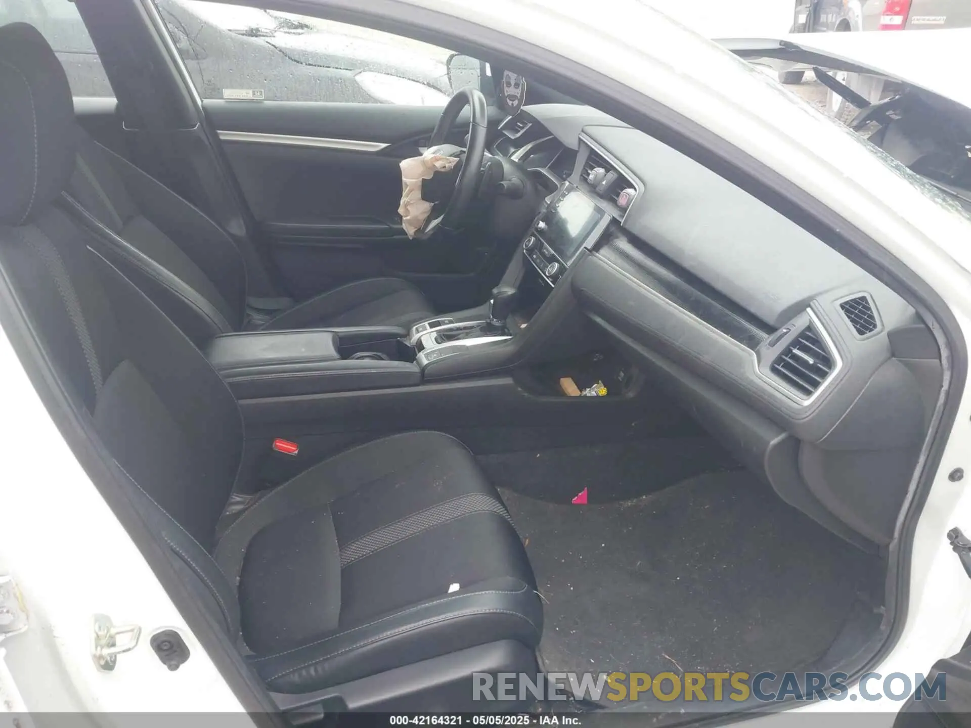 5 fotografías del automóvil dañado 19XFC2F81LE001308 HONDA CIVIC 2020
