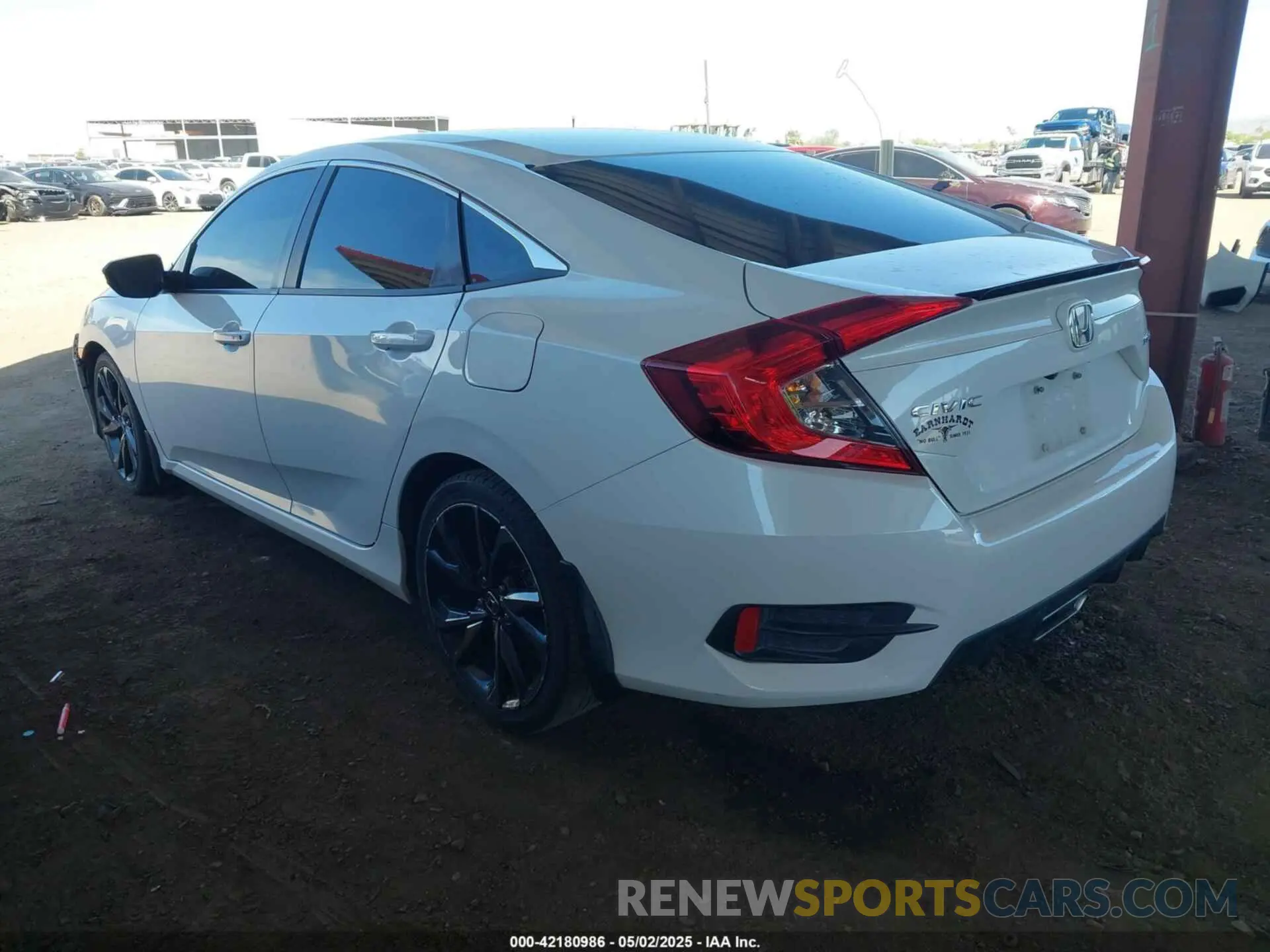 3 fotografías del automóvil dañado 19XFC2F81LE016309 HONDA CIVIC 2020