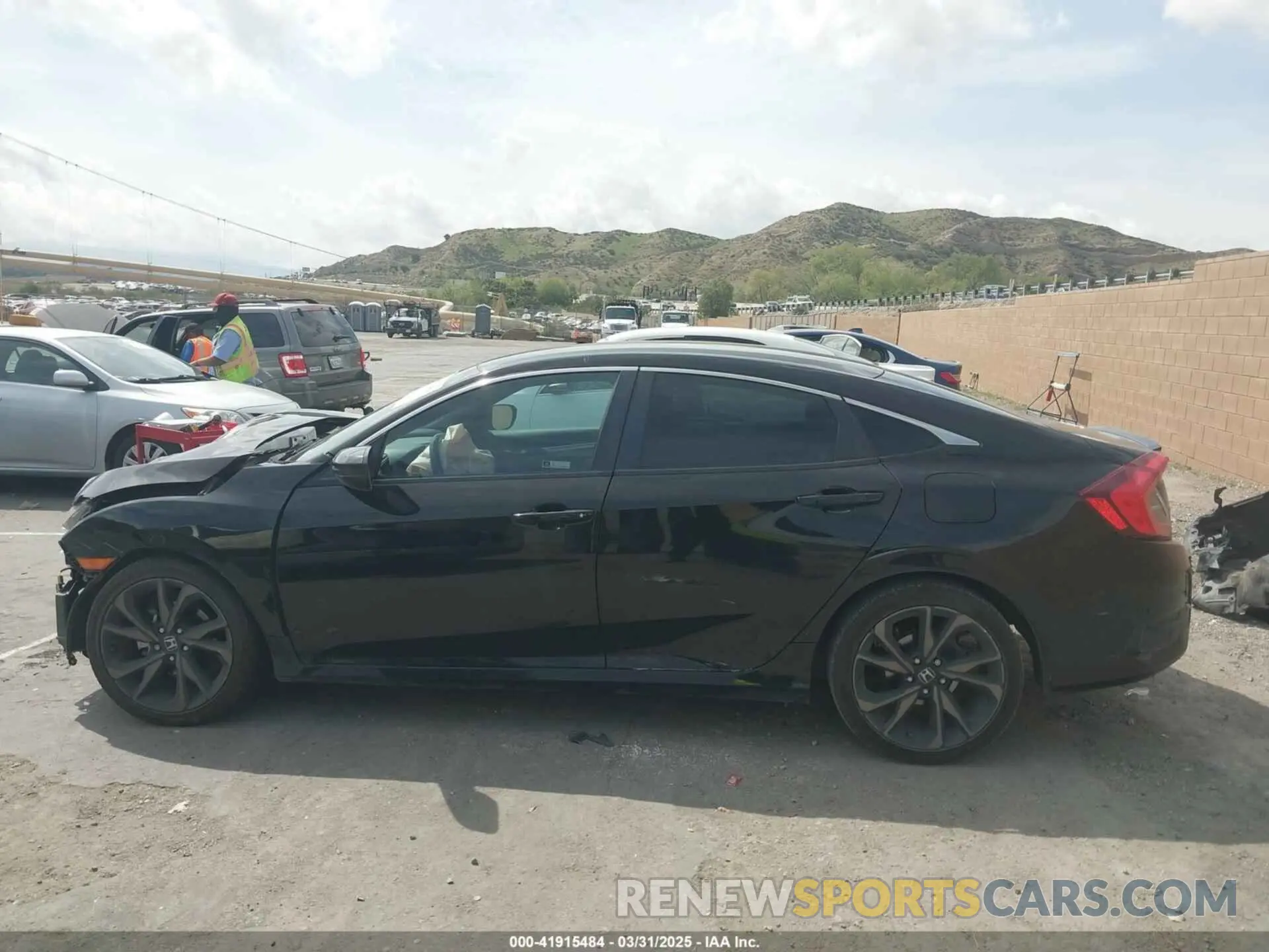 13 fotografías del automóvil dañado 19XFC2F82LE212906 HONDA CIVIC 2020