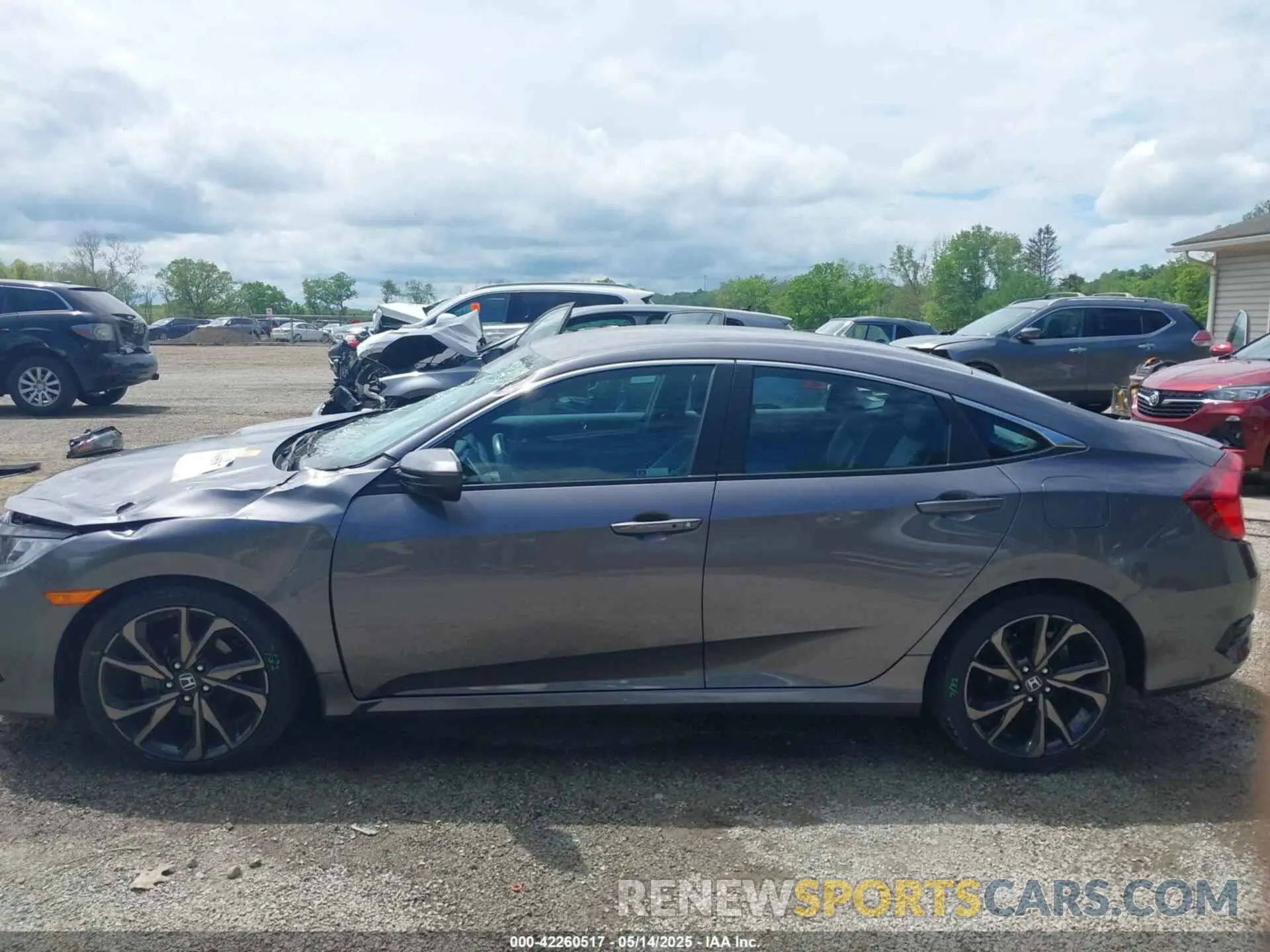 14 fotografías del automóvil dañado 19XFC2F84LE024887 HONDA CIVIC 2020