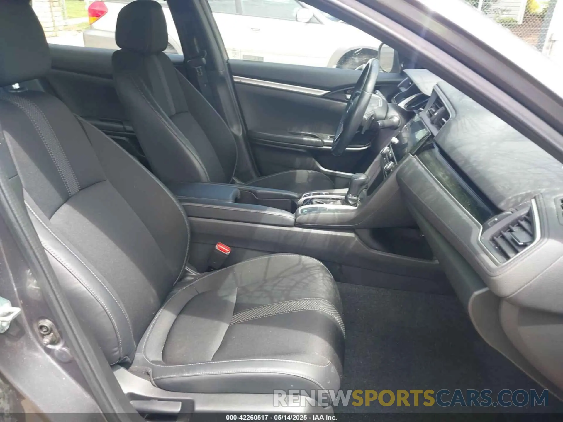 5 fotografías del automóvil dañado 19XFC2F84LE024887 HONDA CIVIC 2020