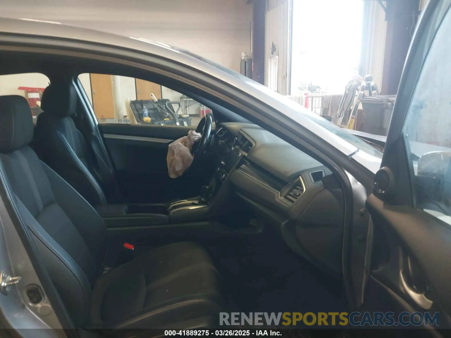 5 fotografías del automóvil dañado 19XFC2F84LE208131 HONDA CIVIC 2020