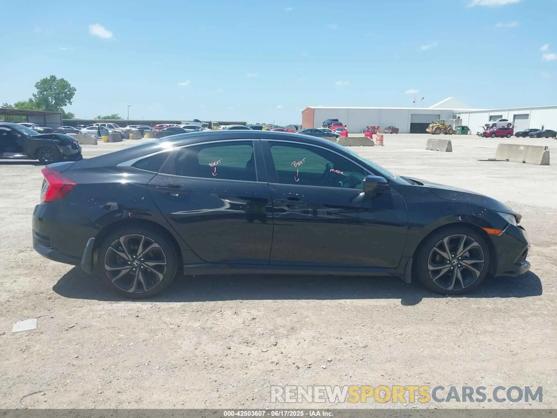 13 fotografías del automóvil dañado 19XFC2F85LE015860 HONDA CIVIC 2020
