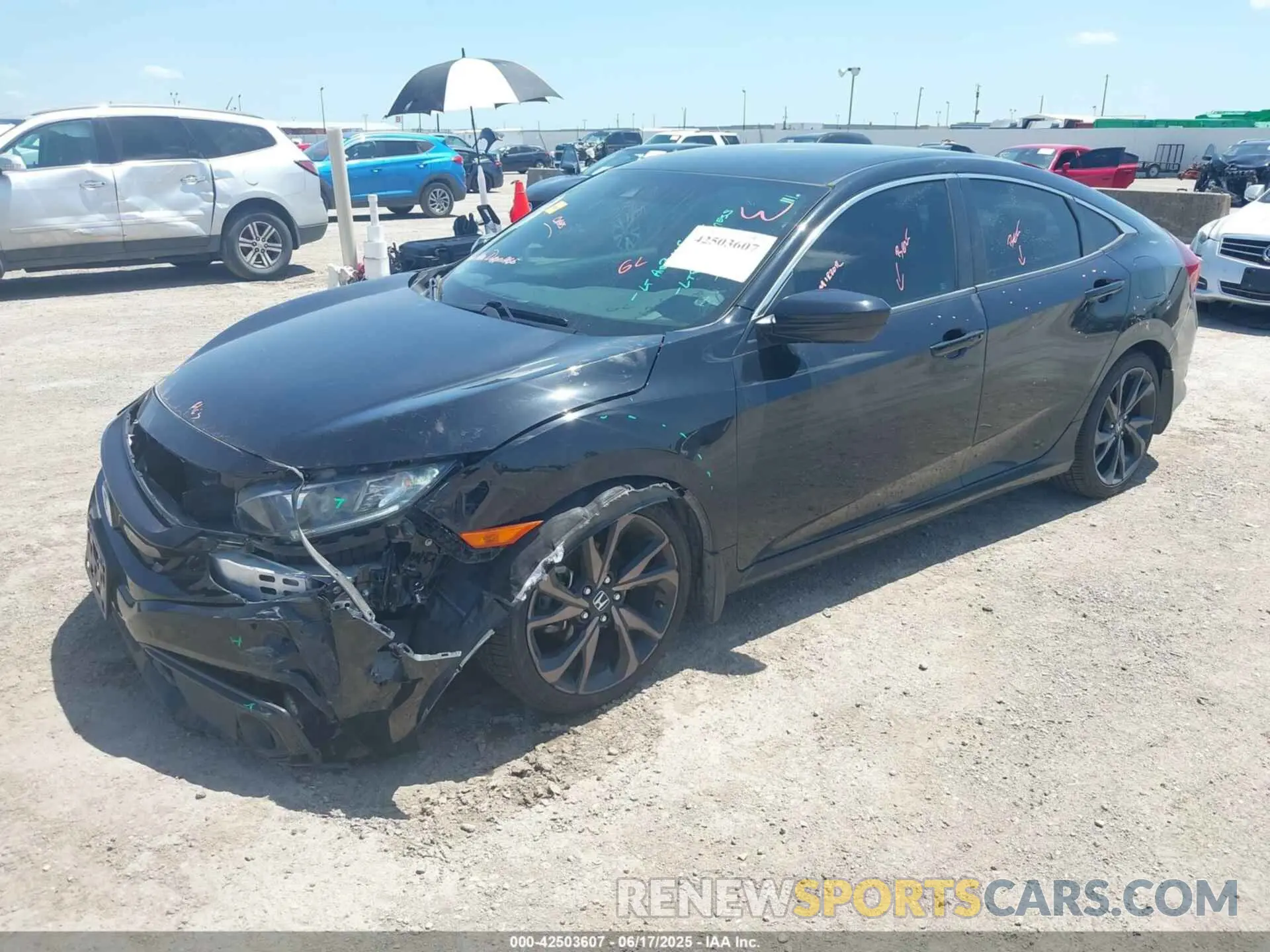 2 fotografías del automóvil dañado 19XFC2F85LE015860 HONDA CIVIC 2020