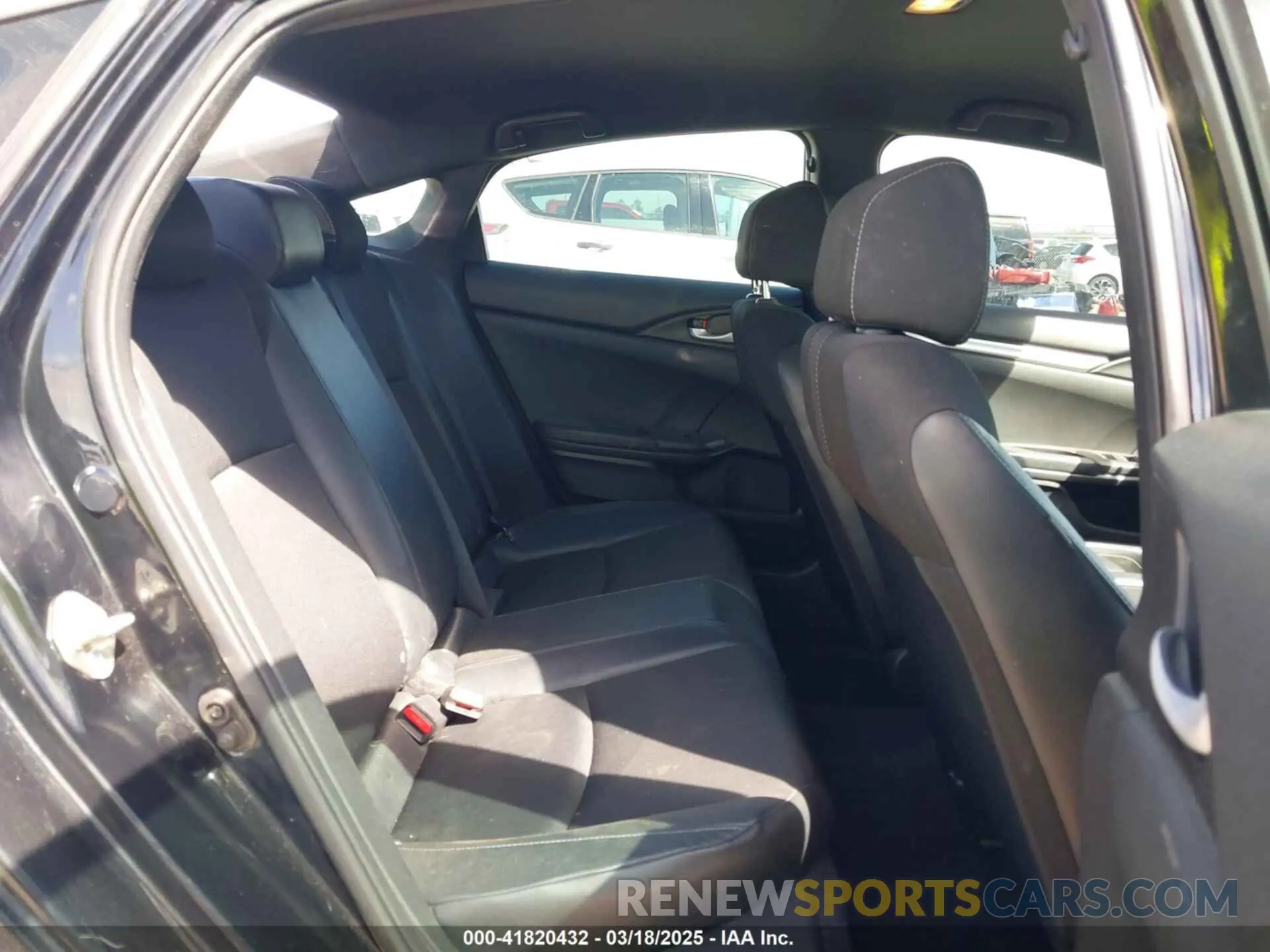 8 fotografías del automóvil dañado 19XFC2F85LE020492 HONDA CIVIC 2020