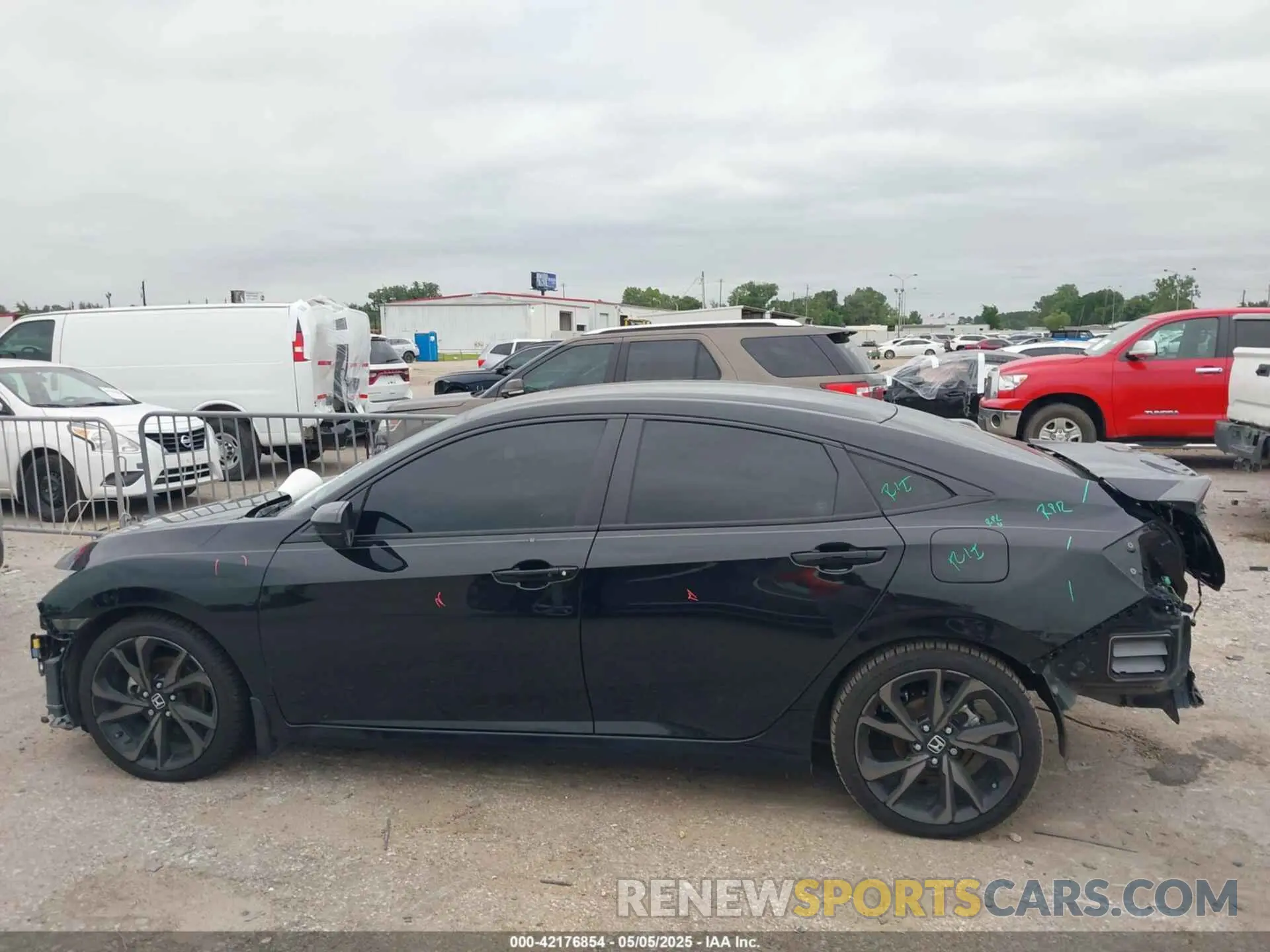 15 fotografías del automóvil dañado 19XFC2F89LE004635 HONDA CIVIC 2020