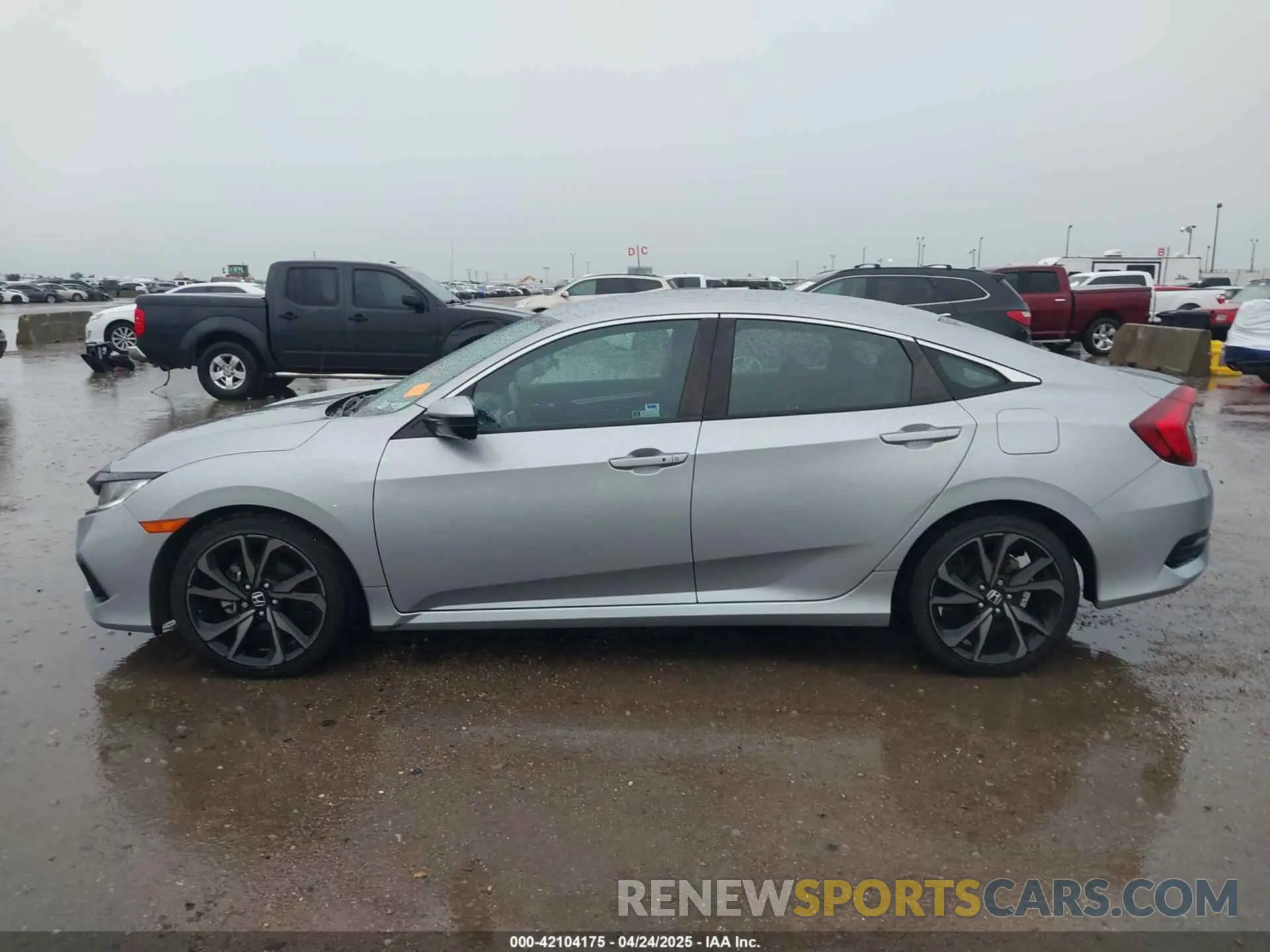 14 fotografías del automóvil dañado 19XFC2F89LE209405 HONDA CIVIC 2020