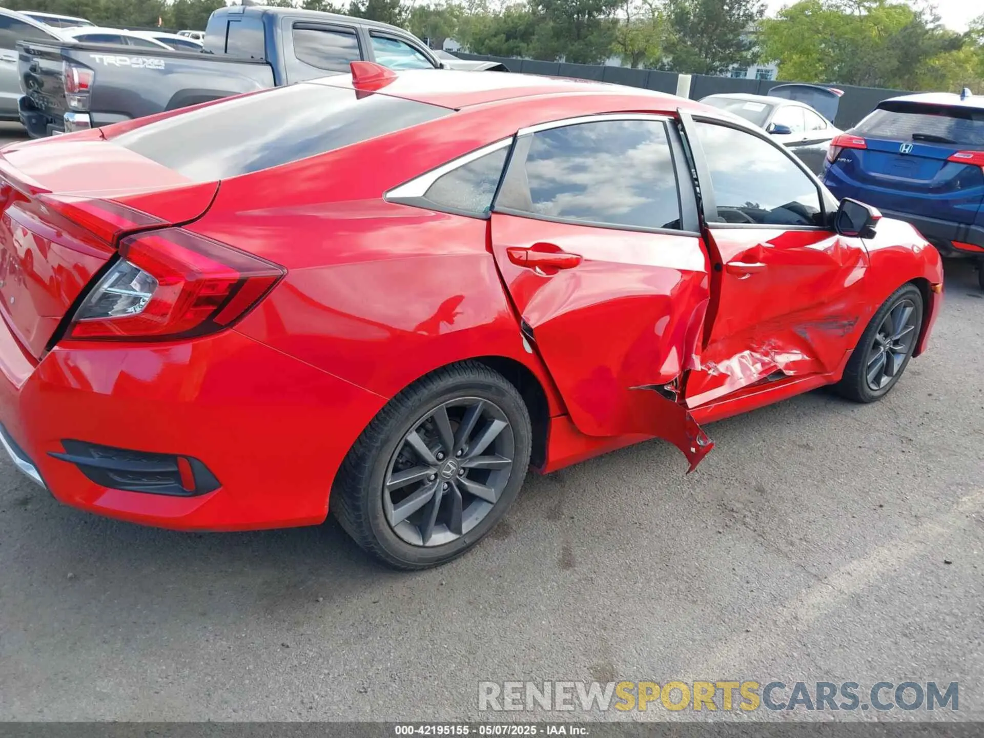 17 fotografías del automóvil dañado 2HGFC1F31LH682168 HONDA CIVIC 2020