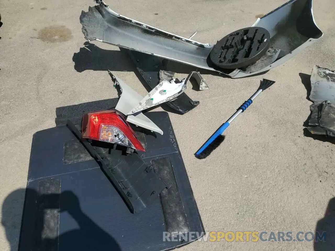 13 fotografías del automóvil dañado 2HGFC2F52LH035365 HONDA CIVIC 2020