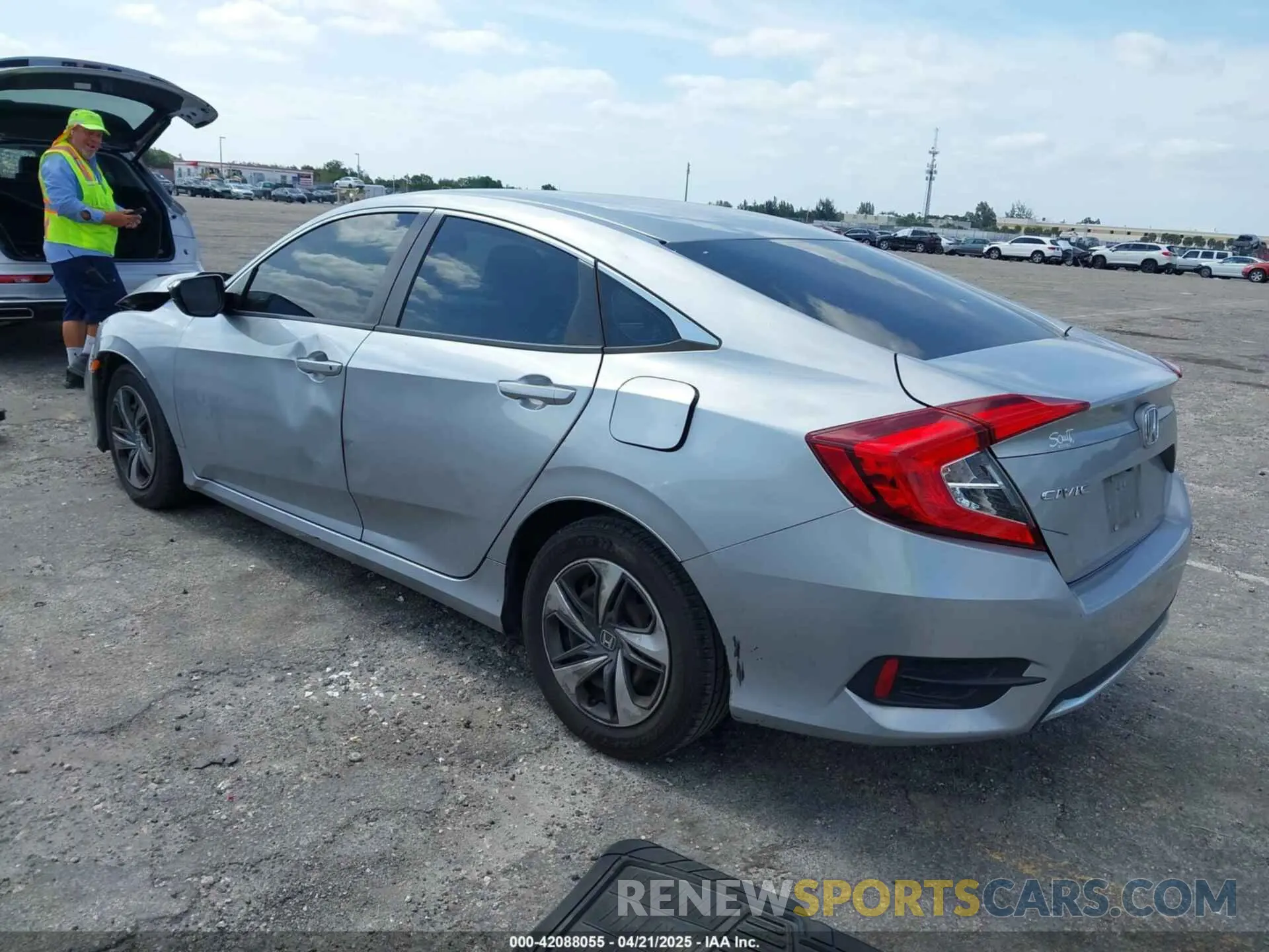3 fotografías del automóvil dañado 2HGFC2F60LH565181 HONDA CIVIC 2020