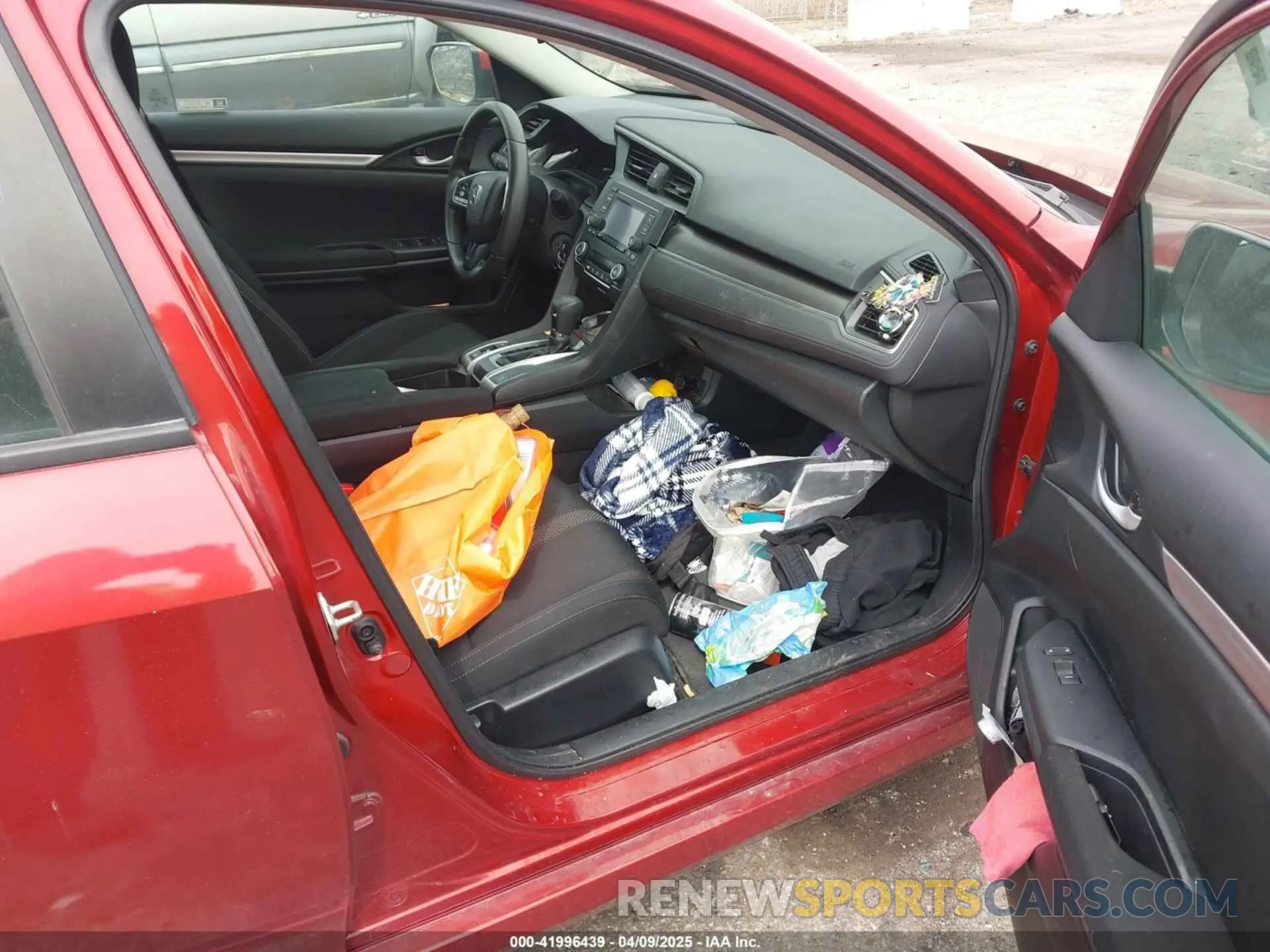 5 fotografías del automóvil dañado 2HGFC2F60LH577654 HONDA CIVIC 2020