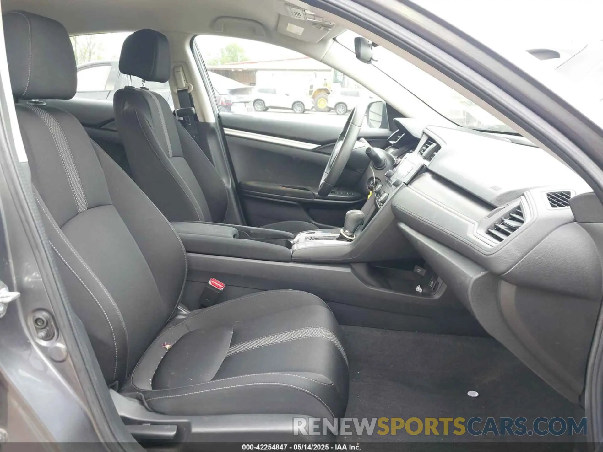5 fotografías del automóvil dañado 2HGFC2F62LH547412 HONDA CIVIC 2020
