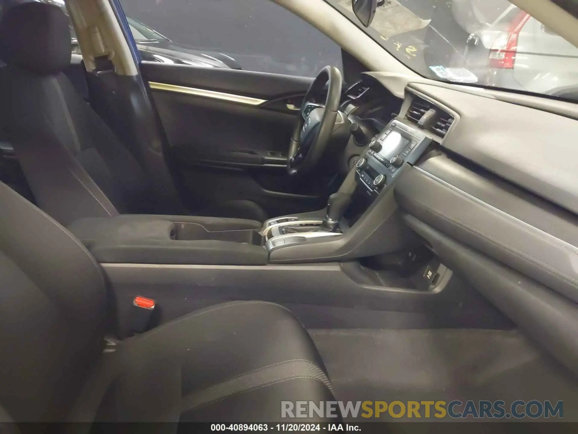 5 fotografías del automóvil dañado 2HGFC2F63LH560802 HONDA CIVIC 2020