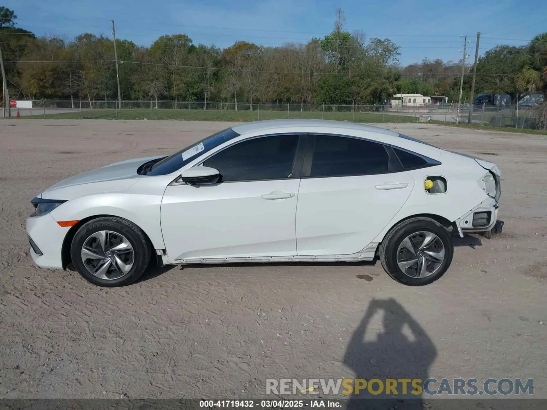 15 fotografías del automóvil dañado 2HGFC2F64LH548125 HONDA CIVIC 2020