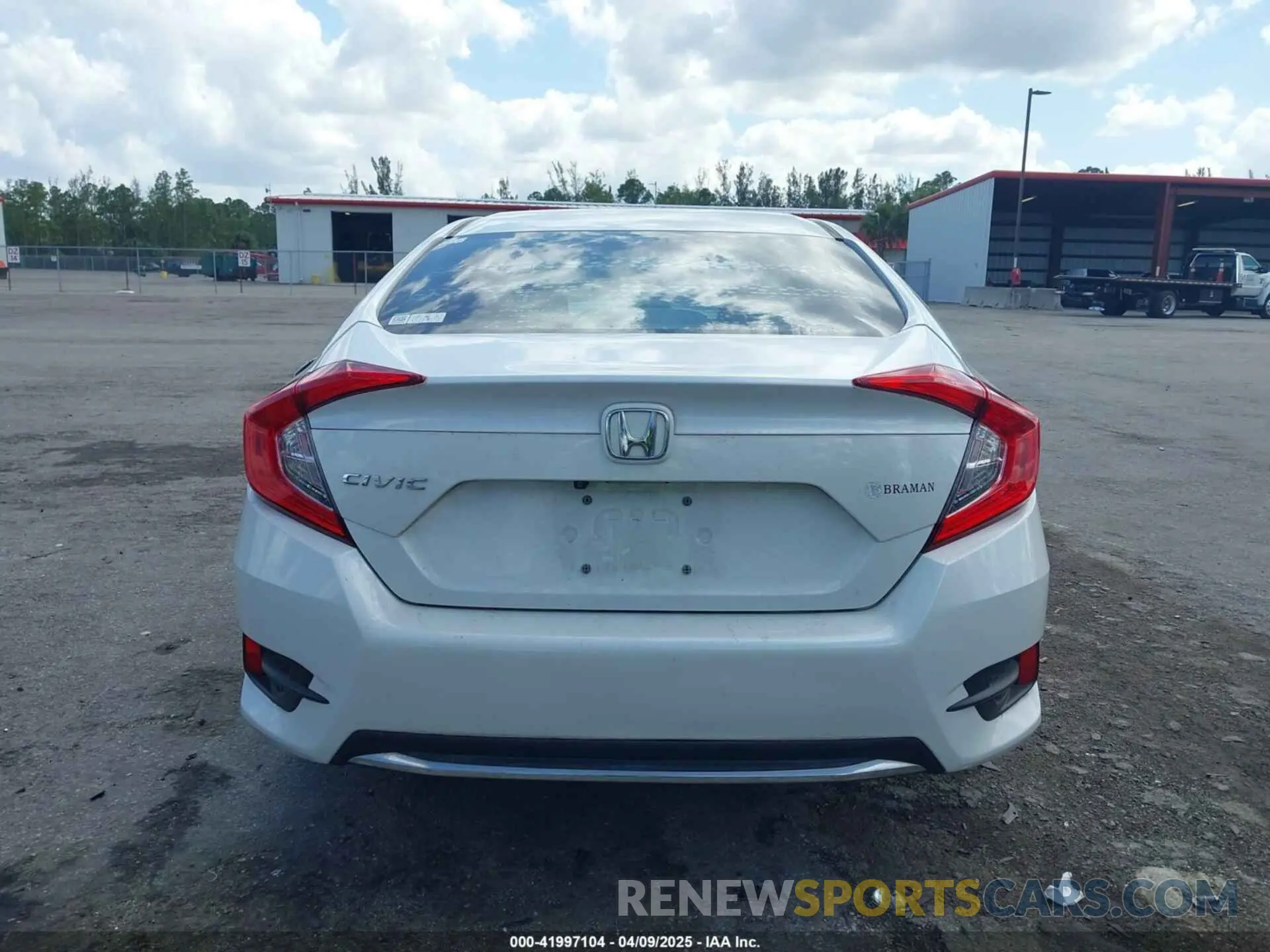 17 fotografías del automóvil dañado 2HGFC2F65LH531818 HONDA CIVIC 2020