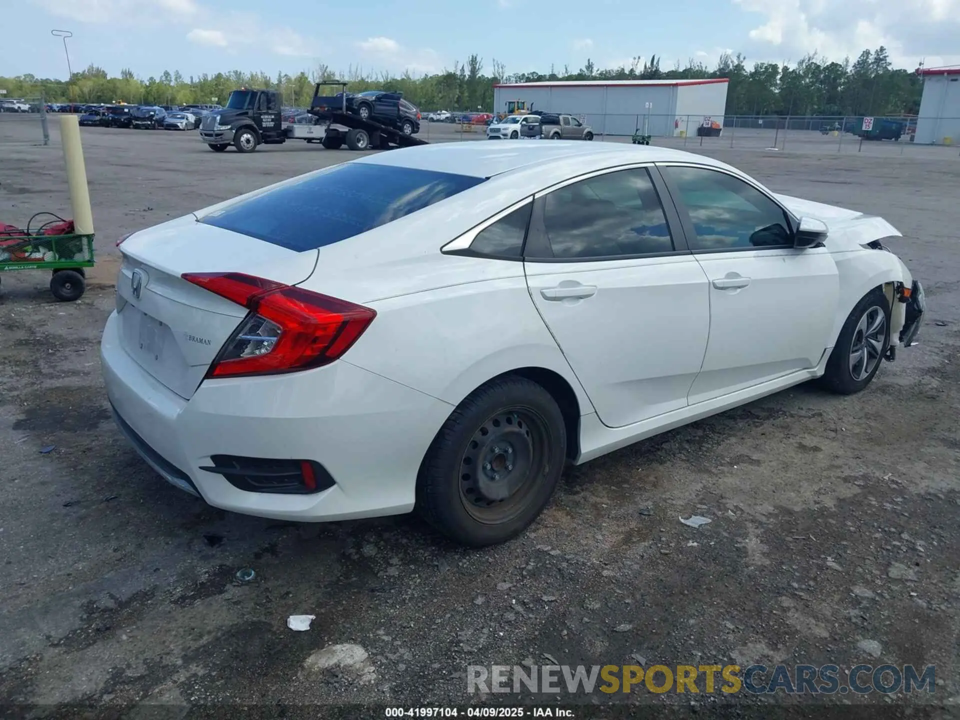 4 fotografías del automóvil dañado 2HGFC2F65LH531818 HONDA CIVIC 2020