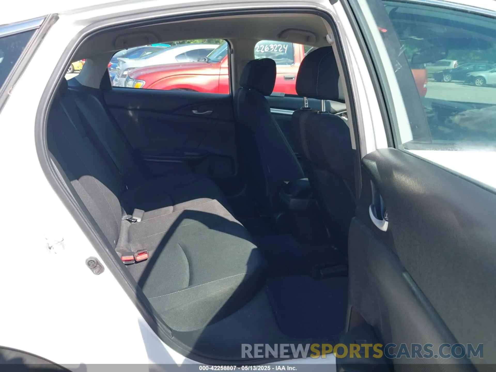 8 fotografías del automóvil dañado 2HGFC2F65LH537800 HONDA CIVIC 2020