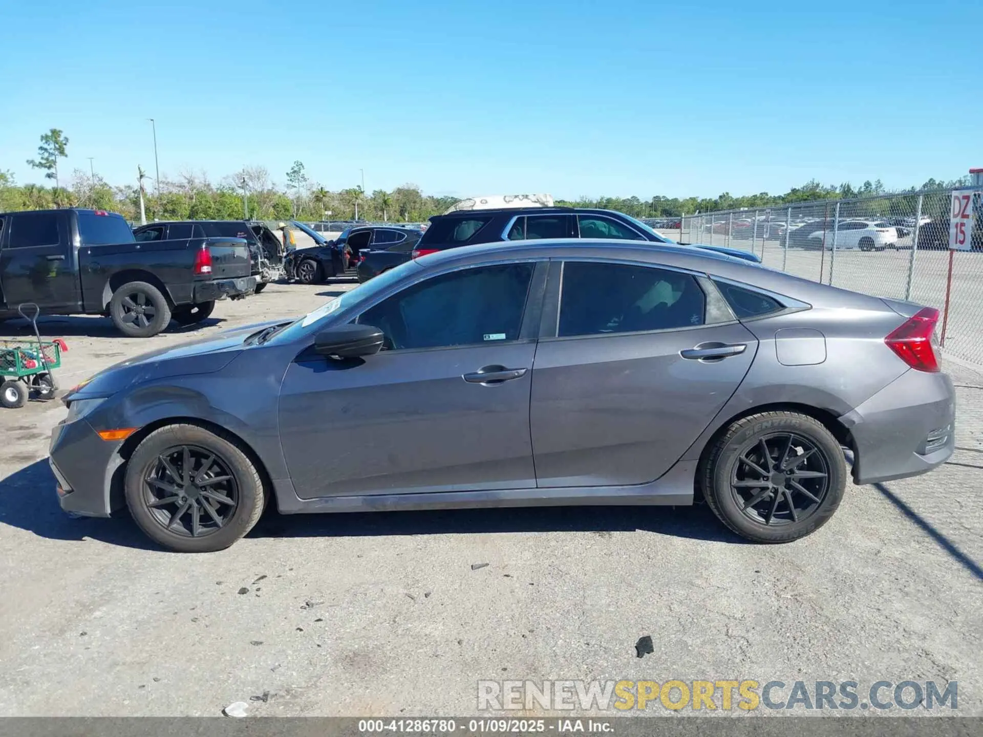 14 fotografías del automóvil dañado 2HGFC2F66LH513697 HONDA CIVIC 2020