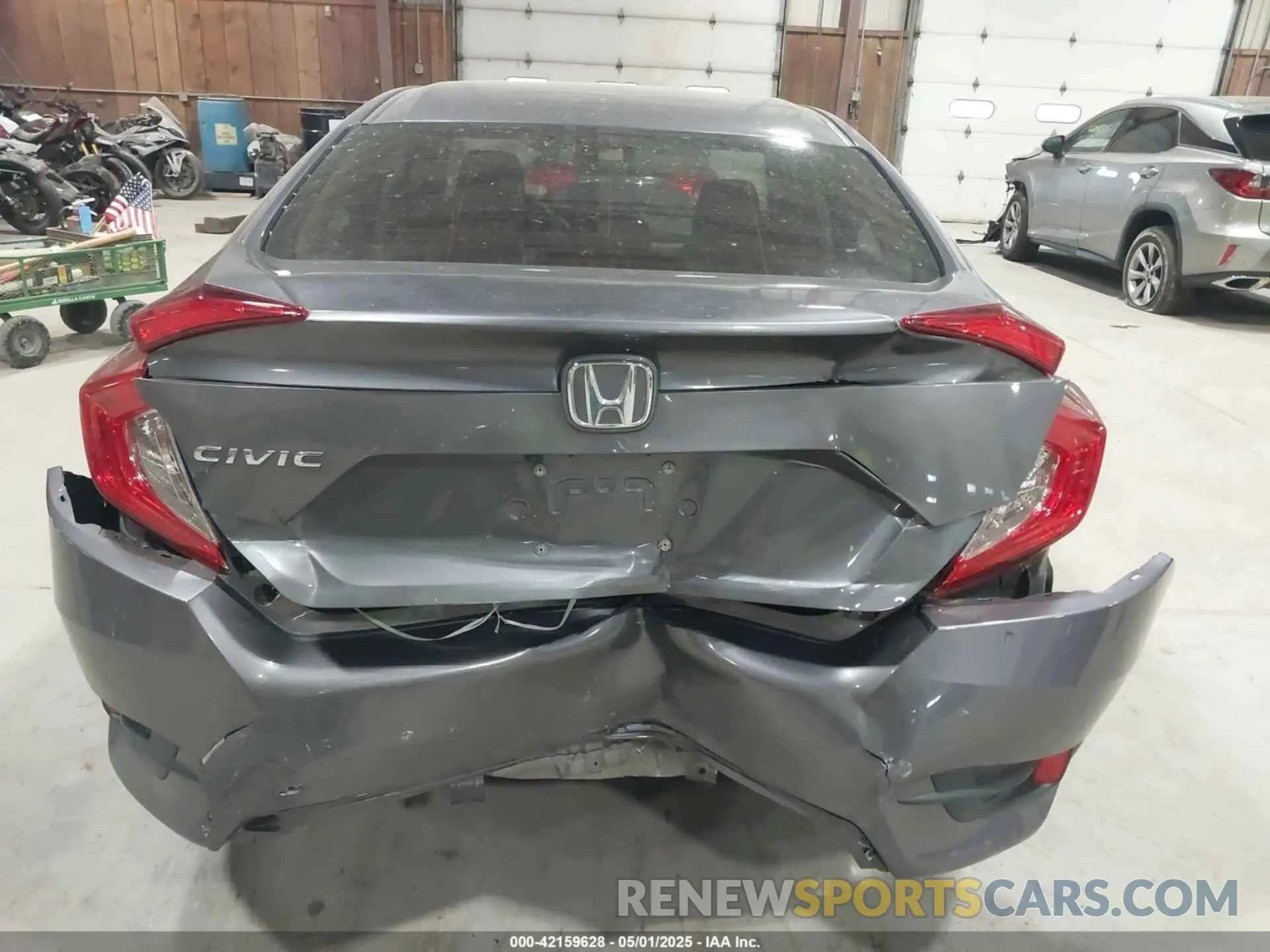 17 fotografías del automóvil dañado 2HGFC2F68LH512583 HONDA CIVIC 2020