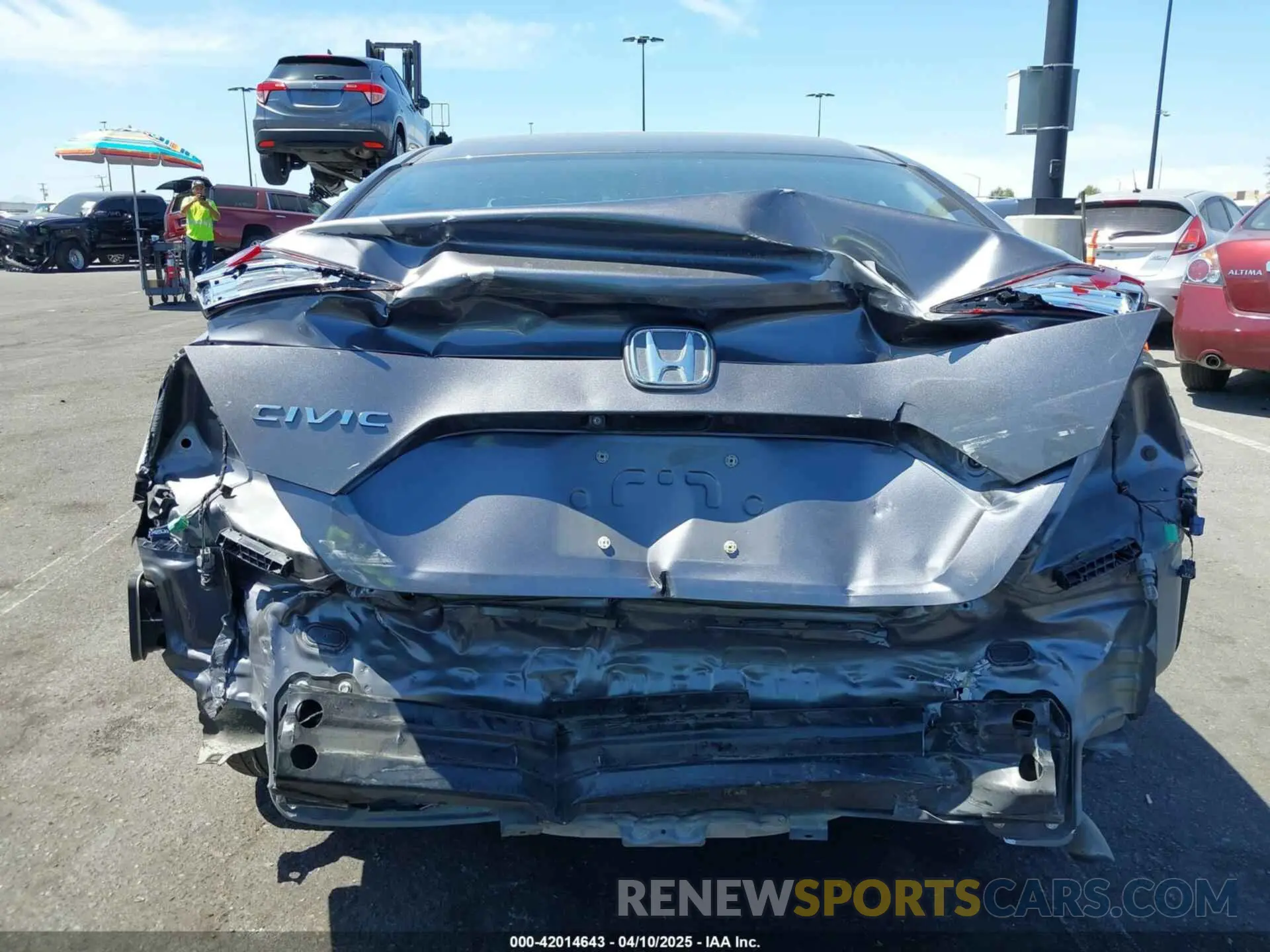 17 fotografías del automóvil dañado 2HGFC2F68LH529688 HONDA CIVIC 2020