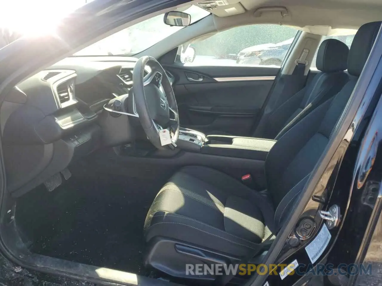 7 fotografías del automóvil dañado 2HGFC2F68LH599854 HONDA CIVIC 2020