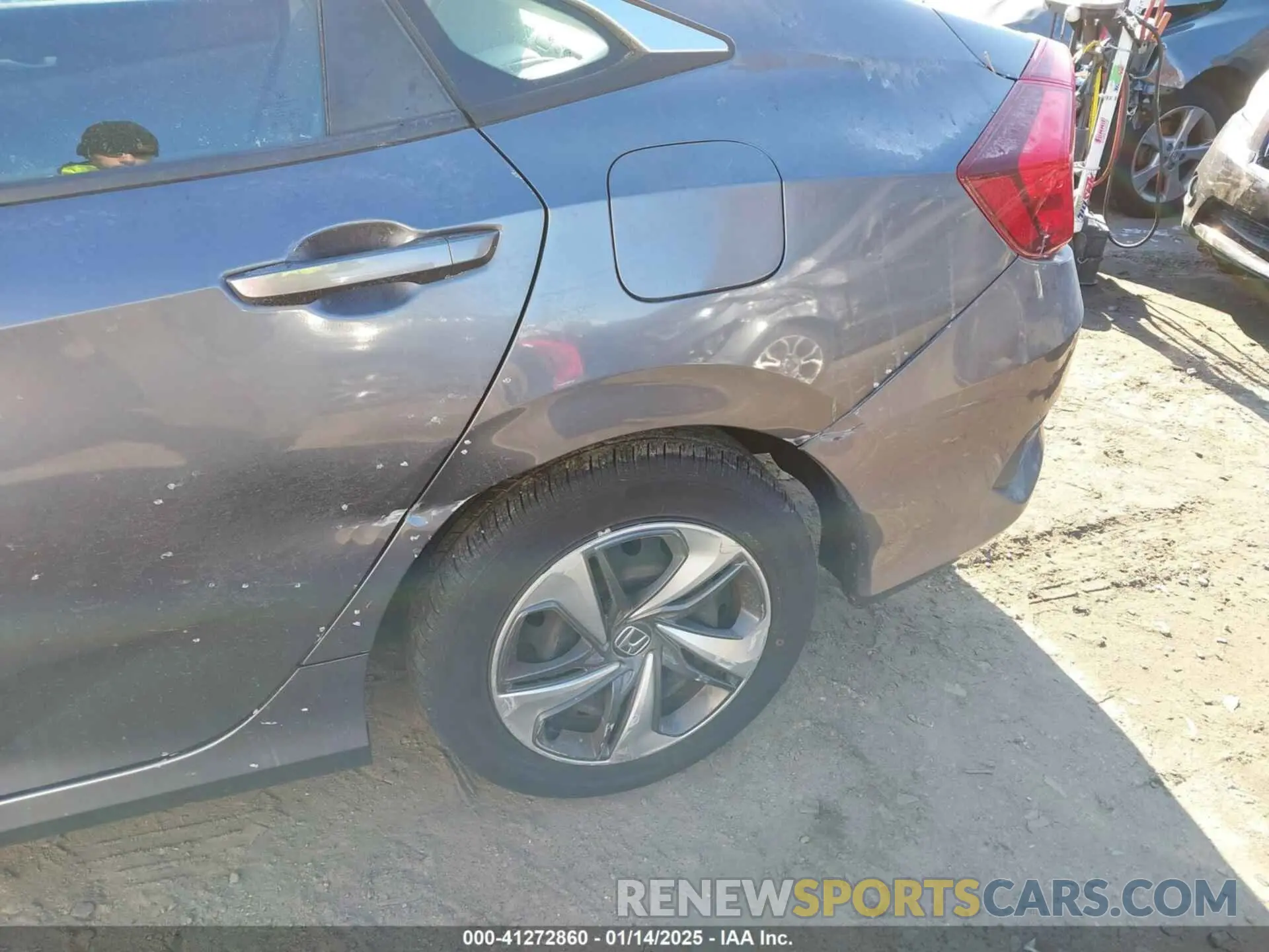 19 fotografías del automóvil dañado 2HGFC2F69LH517369 HONDA CIVIC 2020