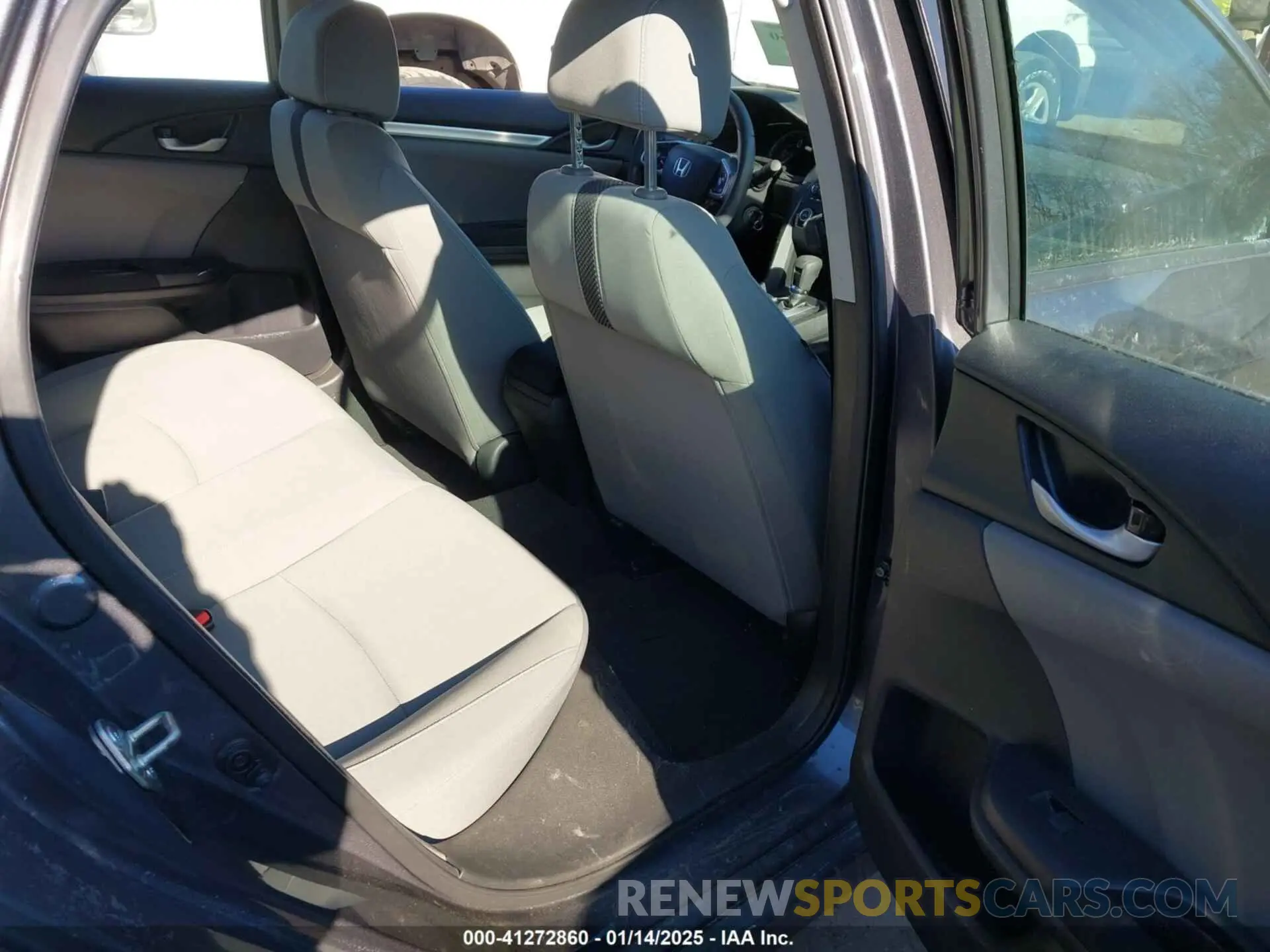 8 fotografías del automóvil dañado 2HGFC2F69LH517369 HONDA CIVIC 2020