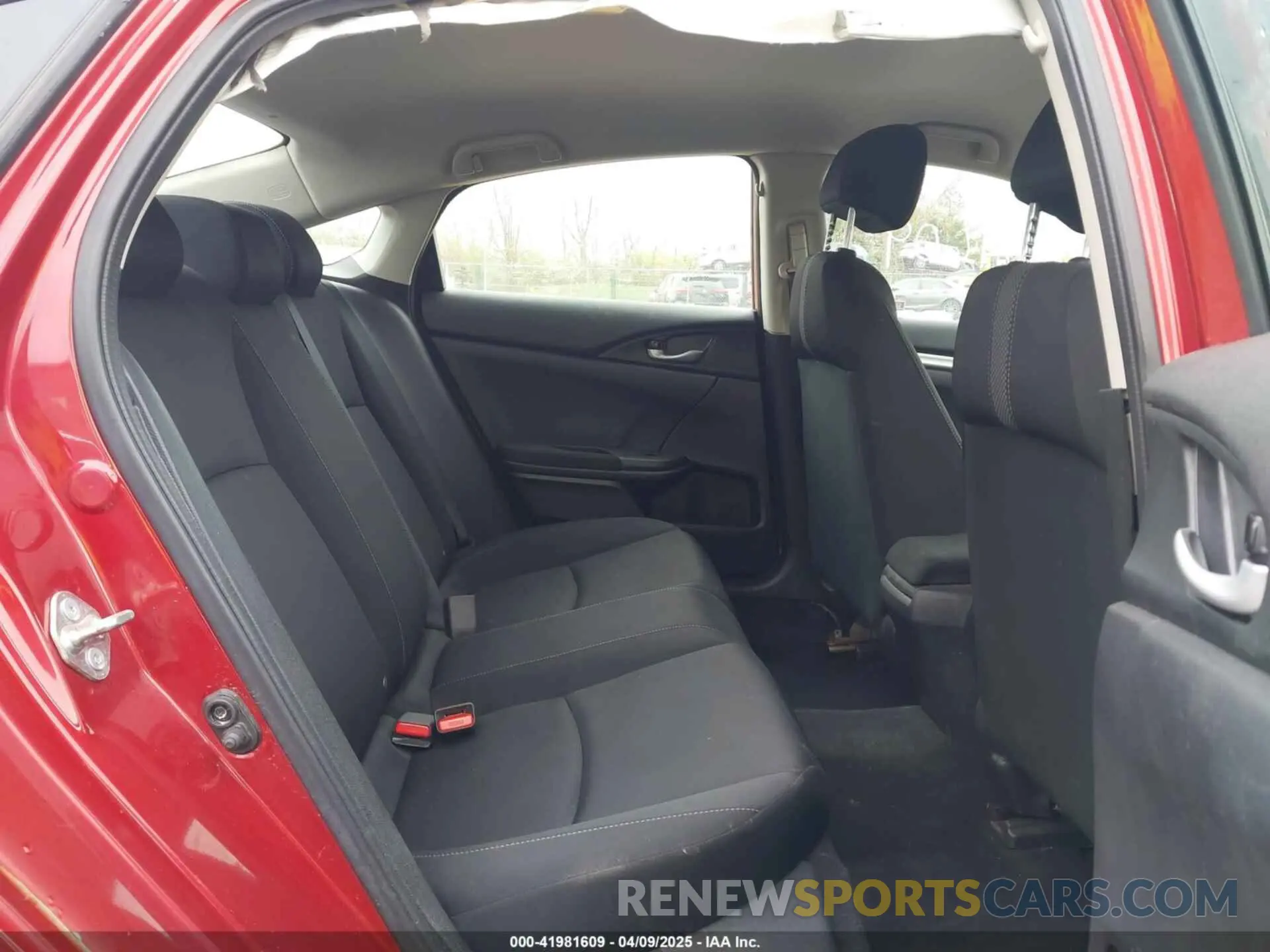 8 fotografías del automóvil dañado 2HGFC2F69LH541980 HONDA CIVIC 2020