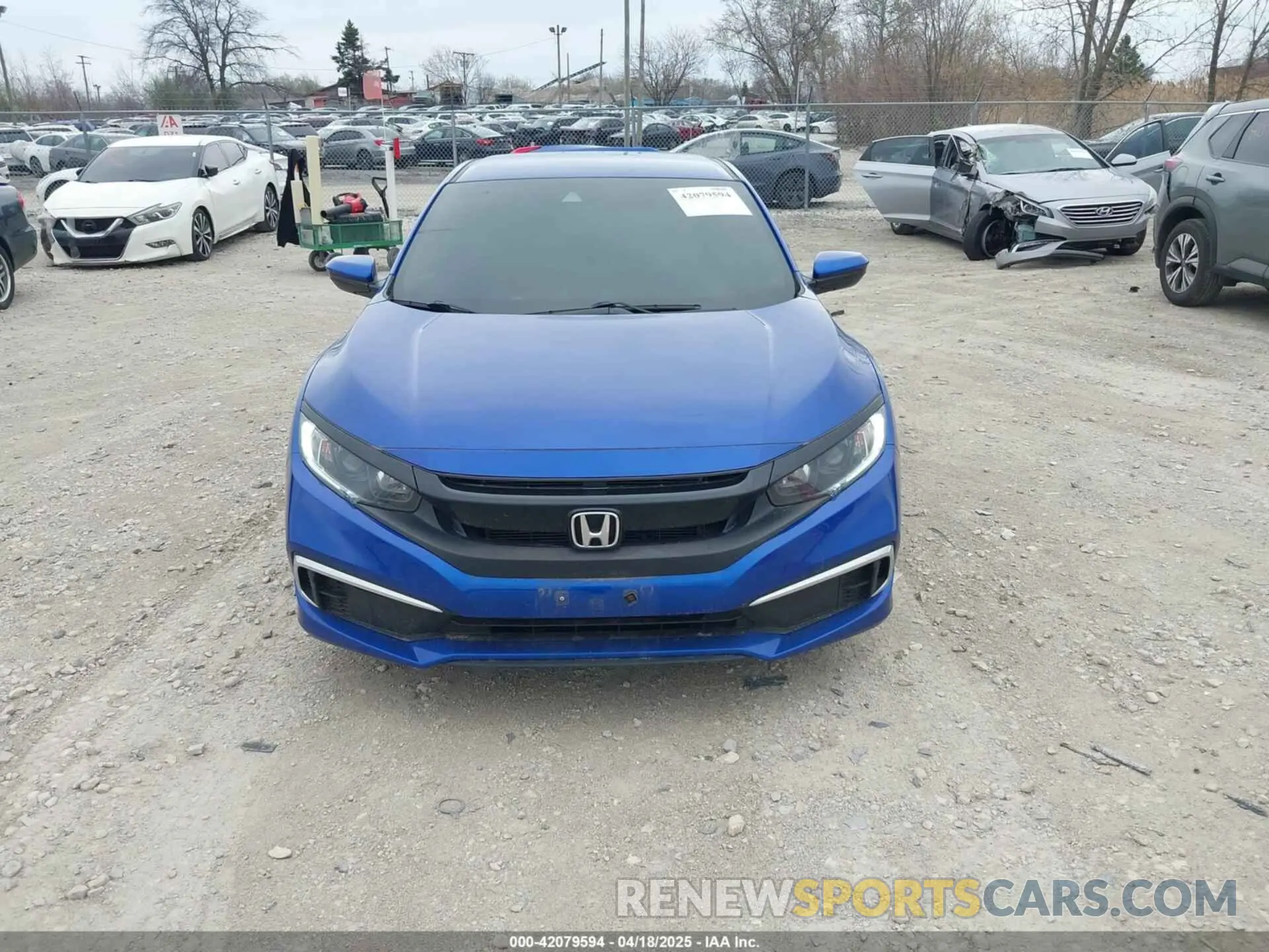 12 fotografías del automóvil dañado 2HGFC2F69LH550744 HONDA CIVIC 2020