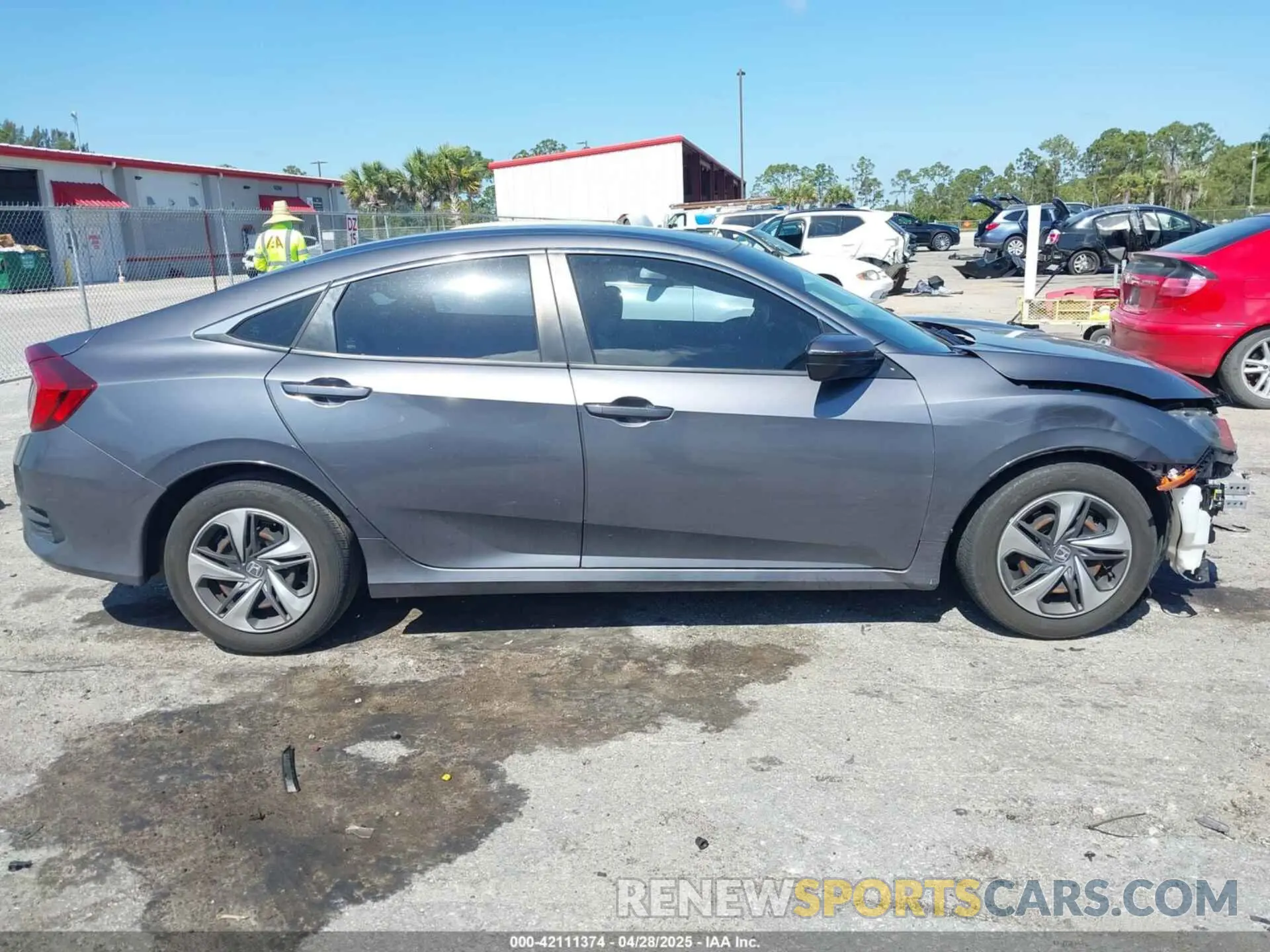 13 fotografías del automóvil dañado 2HGFC2F69LH588815 HONDA CIVIC 2020