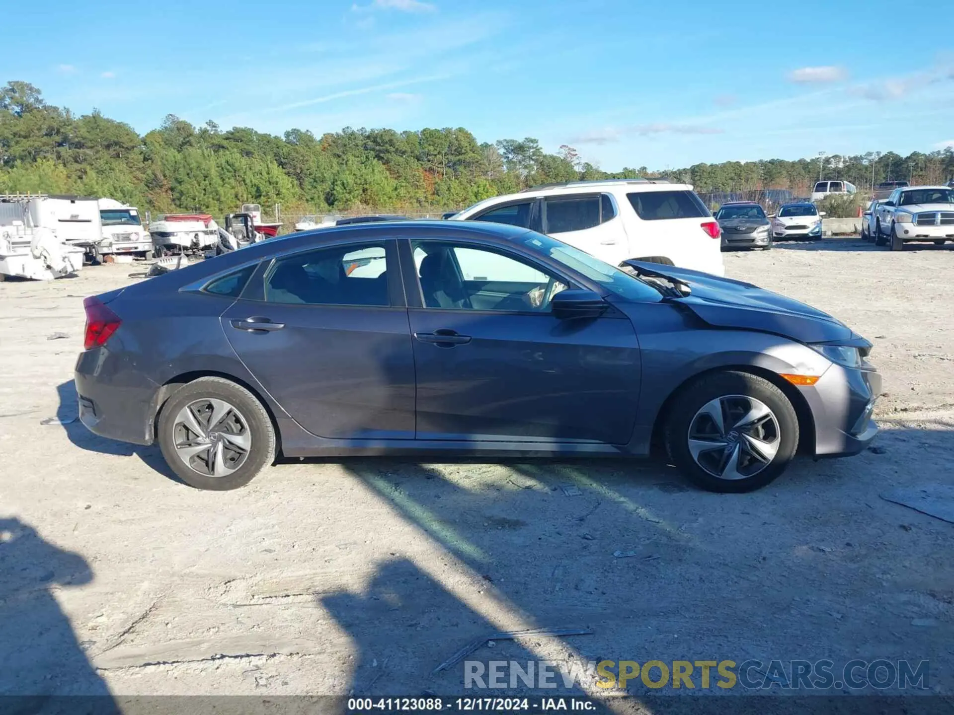 13 fotografías del automóvil dañado 2HGFC2F69LH594243 HONDA CIVIC 2020