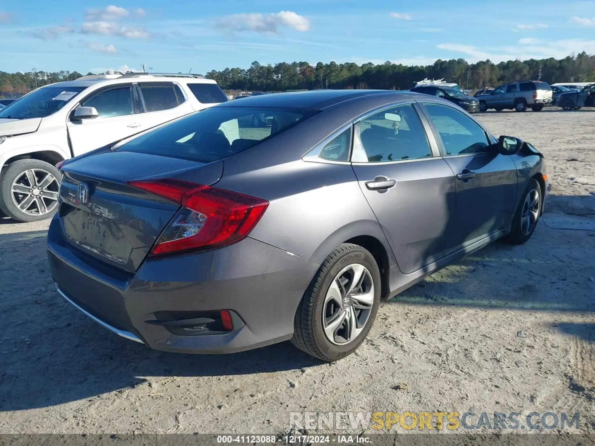 4 fotografías del automóvil dañado 2HGFC2F69LH594243 HONDA CIVIC 2020