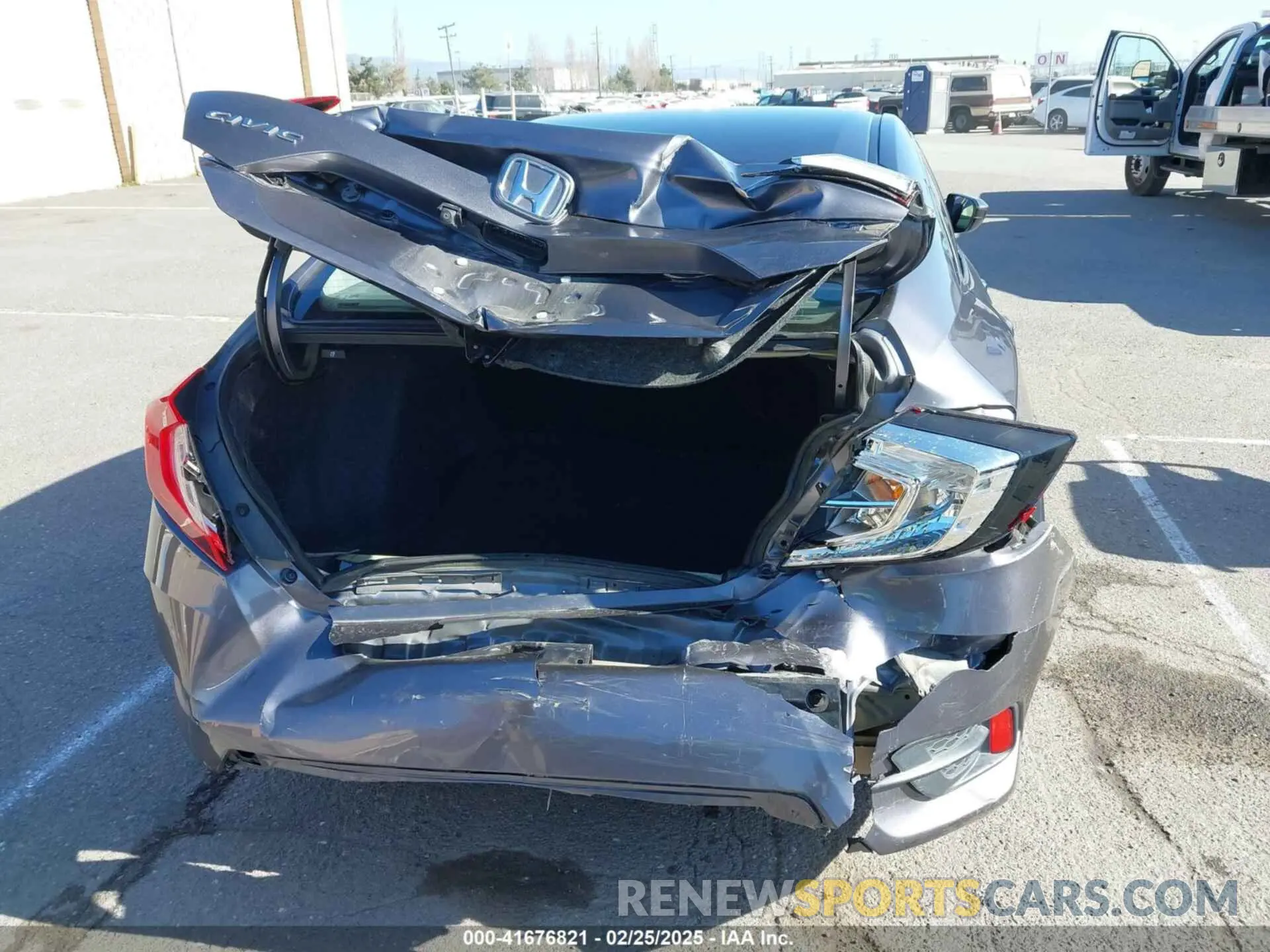 6 fotografías del automóvil dañado 2HGFC2F6XLH517445 HONDA CIVIC 2020