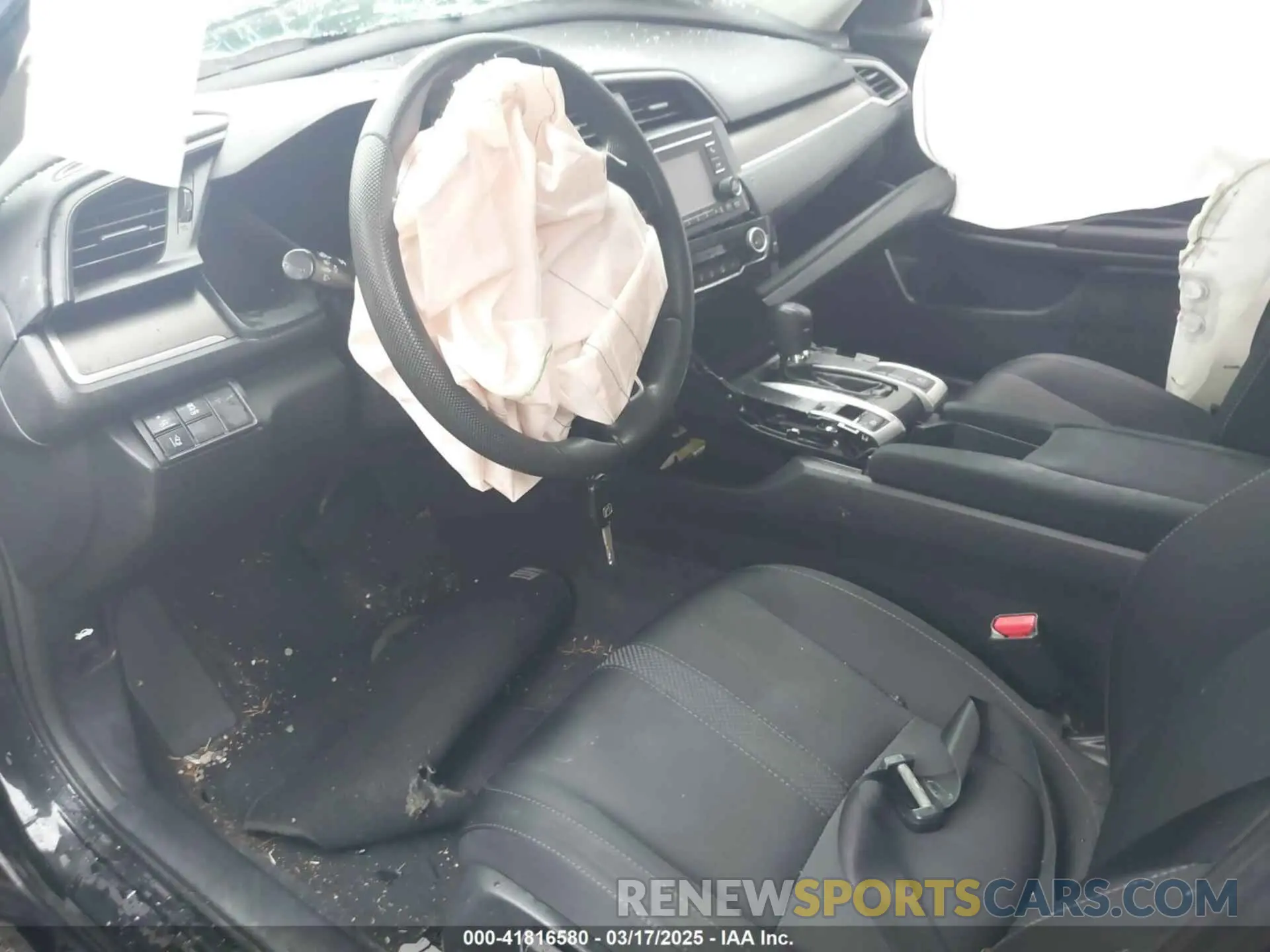 5 fotografías del automóvil dañado 2HGFC2F6XLH531197 HONDA CIVIC 2020