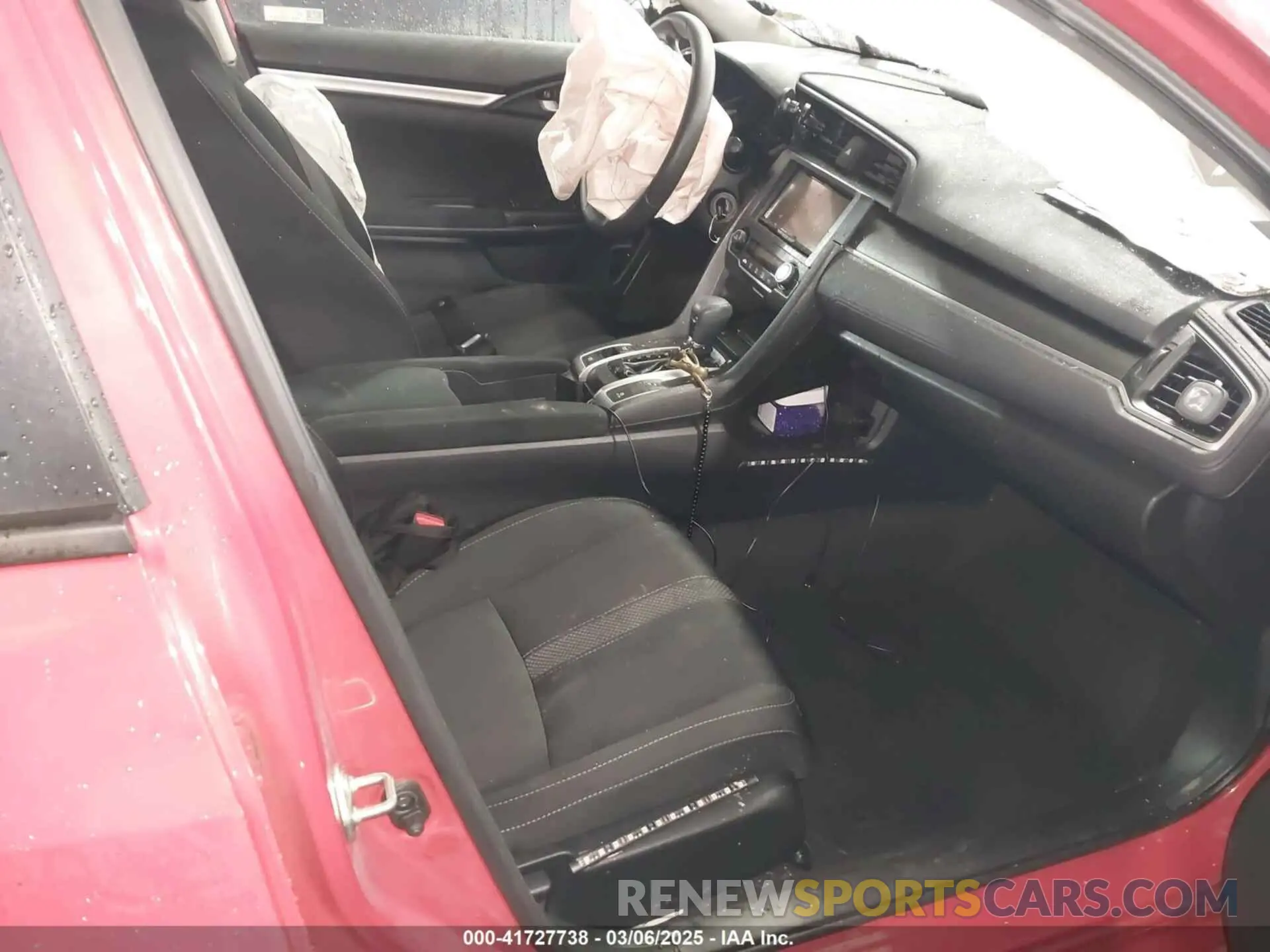 5 fotografías del automóvil dañado 2HGFC2F6XLH560215 HONDA CIVIC 2020