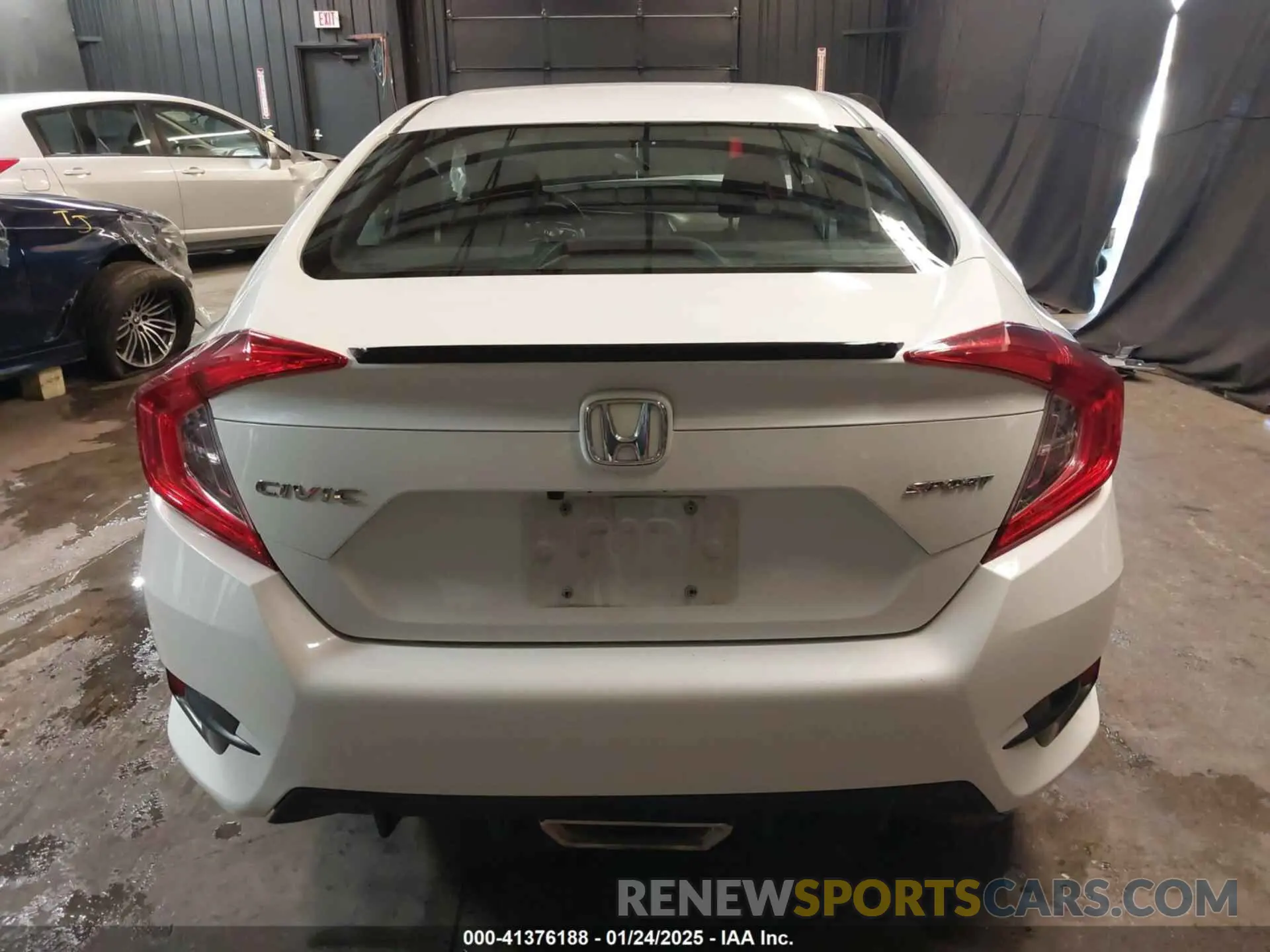 17 fotografías del automóvil dañado 2HGFC2F81LH522325 HONDA CIVIC 2020