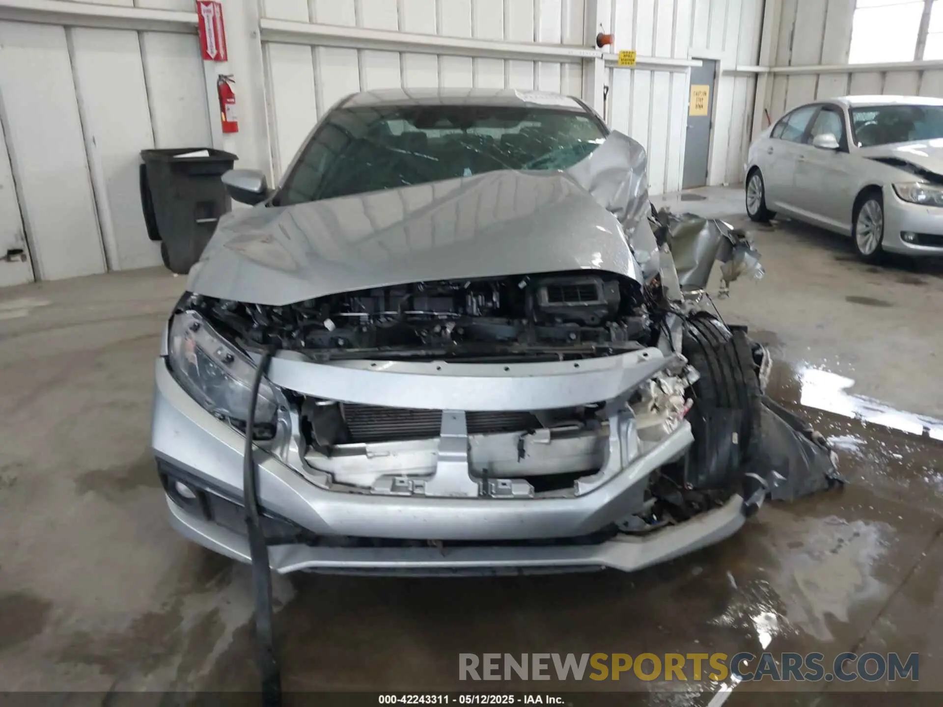 11 fotografías del automóvil dañado 2HGFC2F81LH541828 HONDA CIVIC 2020