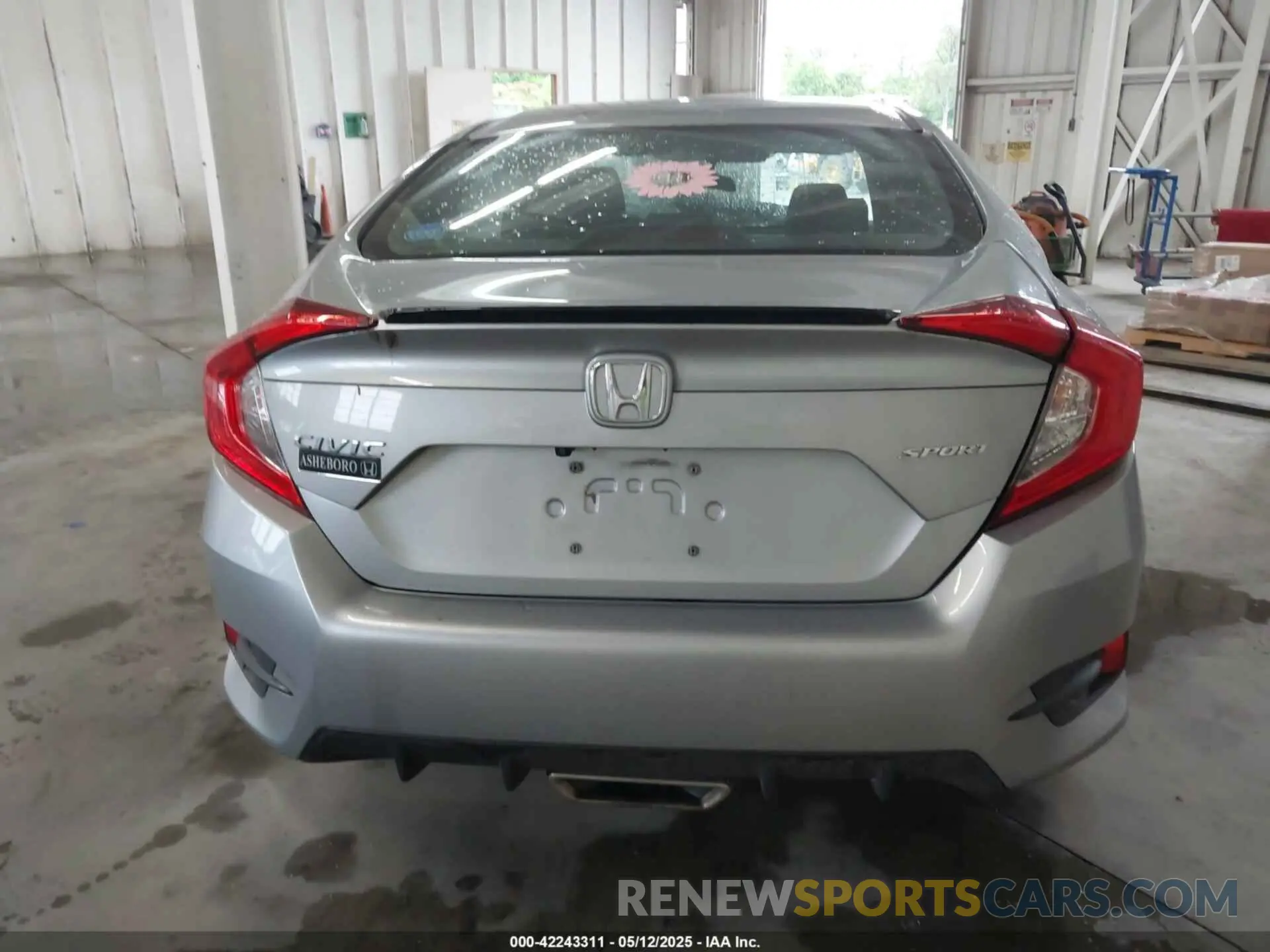 15 fotografías del automóvil dañado 2HGFC2F81LH541828 HONDA CIVIC 2020