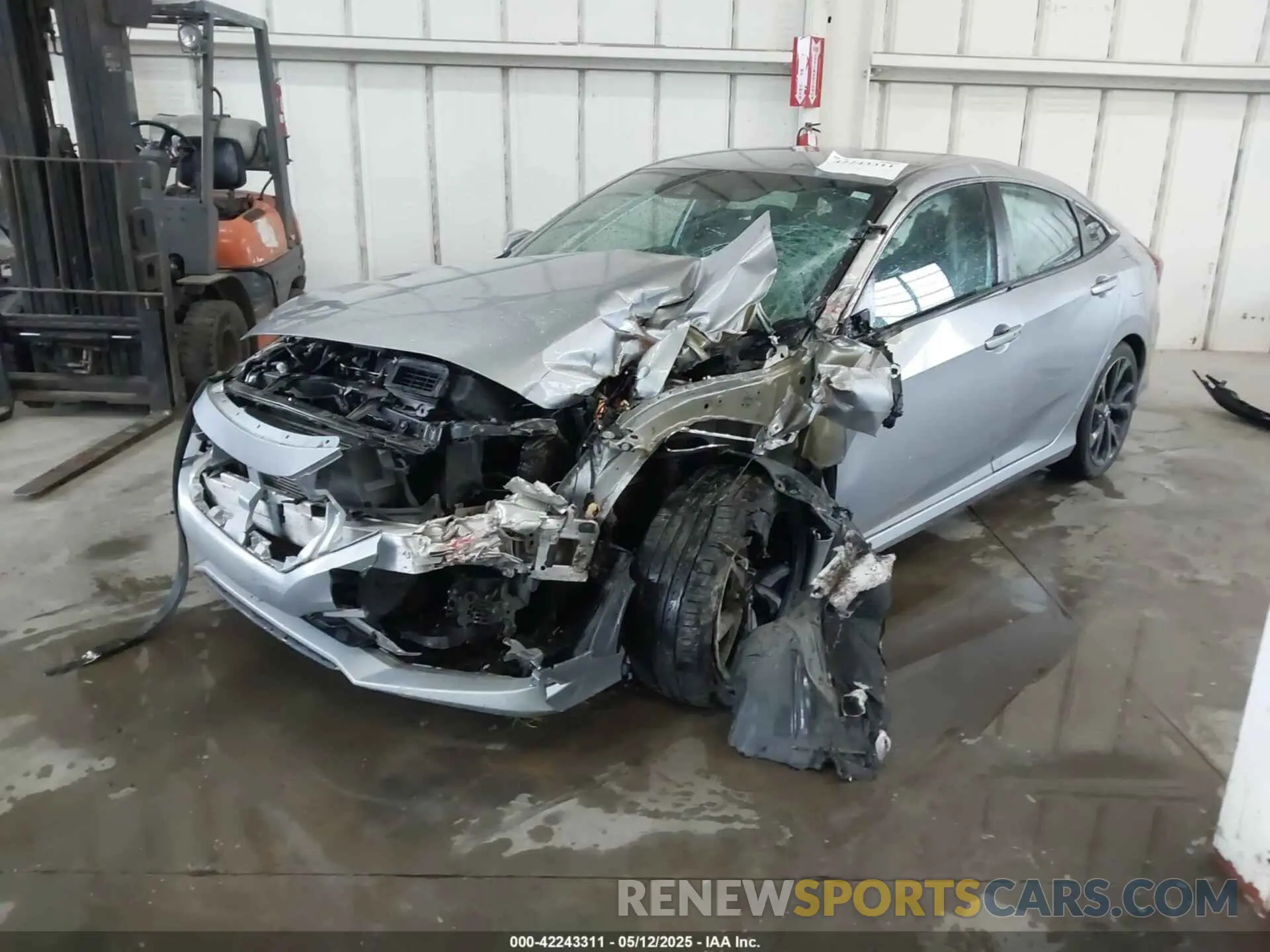 2 fotografías del automóvil dañado 2HGFC2F81LH541828 HONDA CIVIC 2020