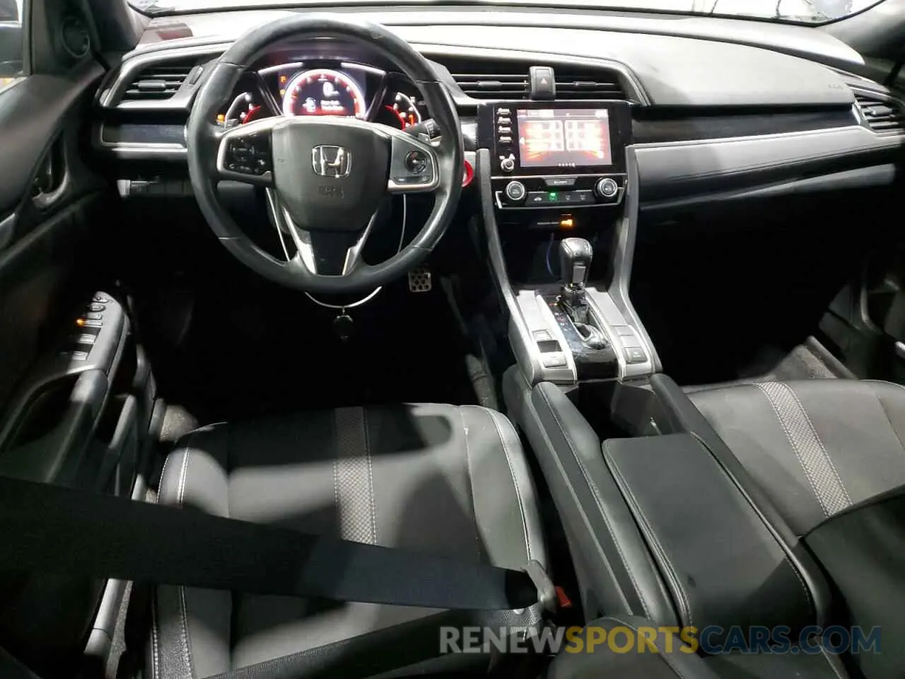8 fotografías del automóvil dañado 2HGFC2F81LH583836 HONDA CIVIC 2020