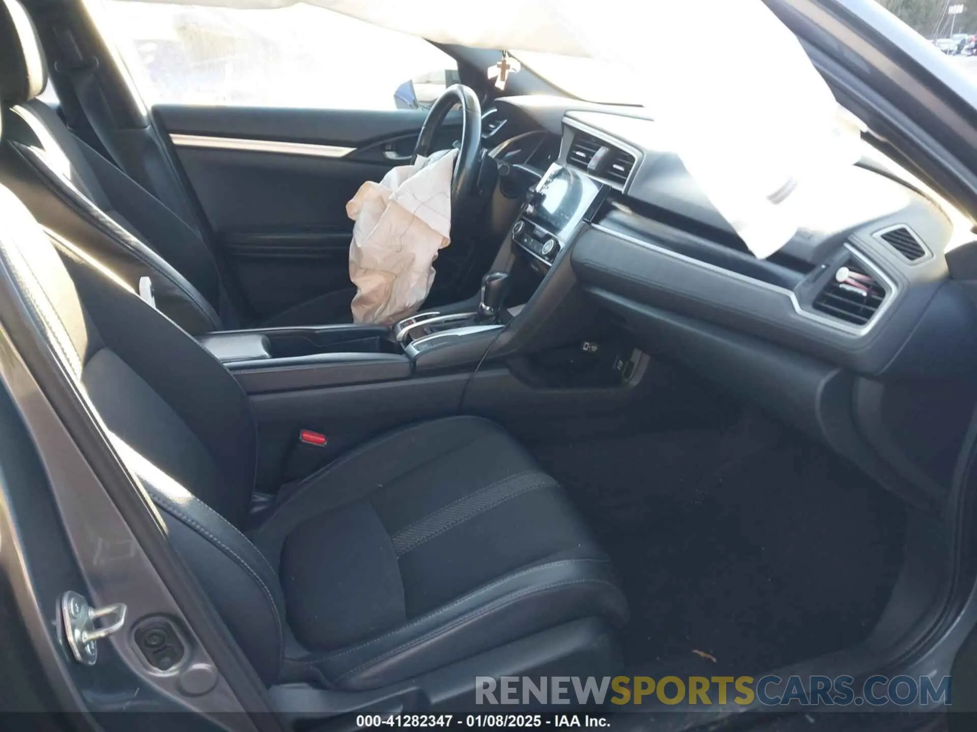 5 fotografías del automóvil dañado 2HGFC2F82LH516663 HONDA CIVIC 2020