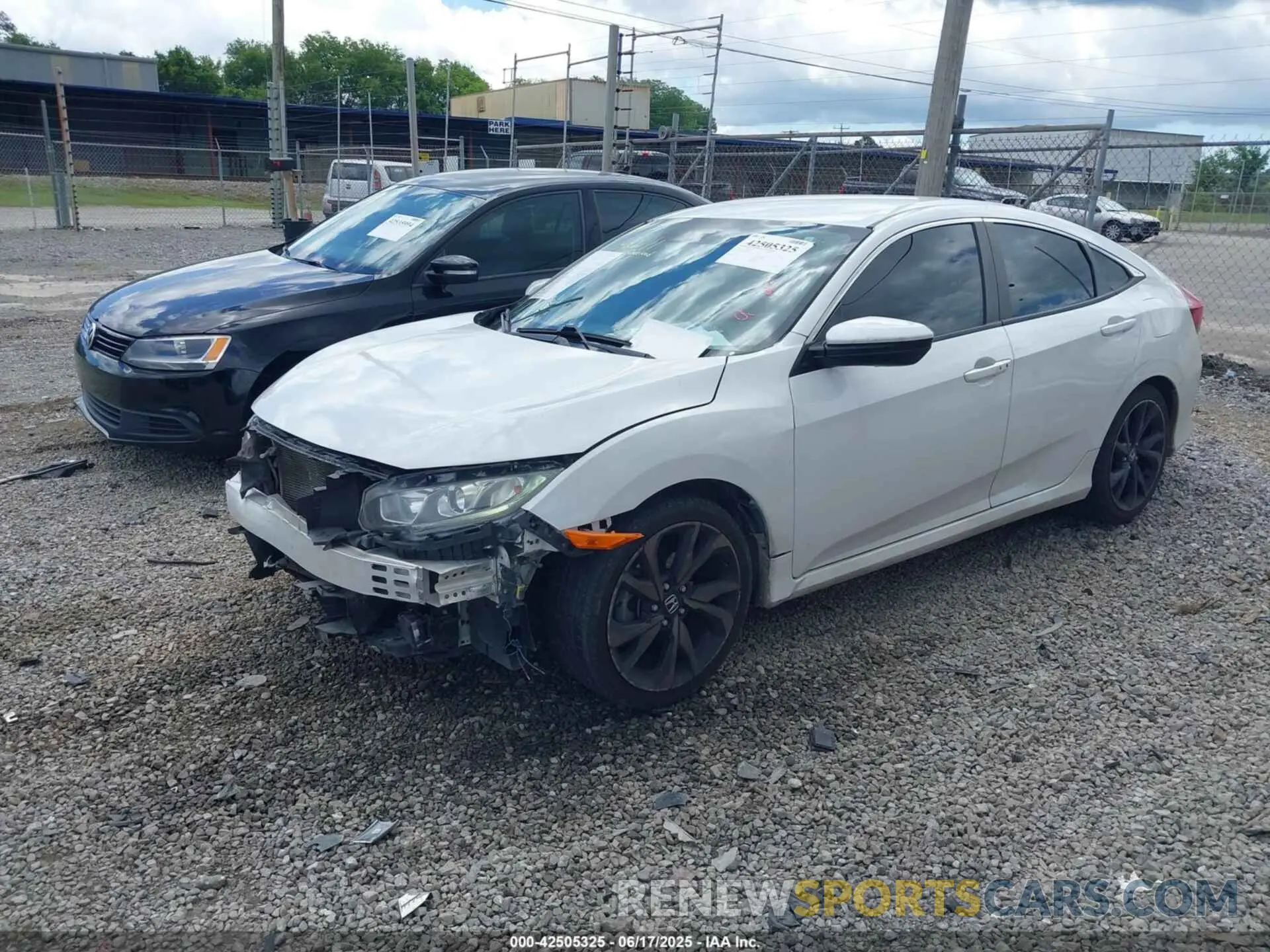 2 fotografías del automóvil dañado 2HGFC2F82LH581027 HONDA CIVIC 2020